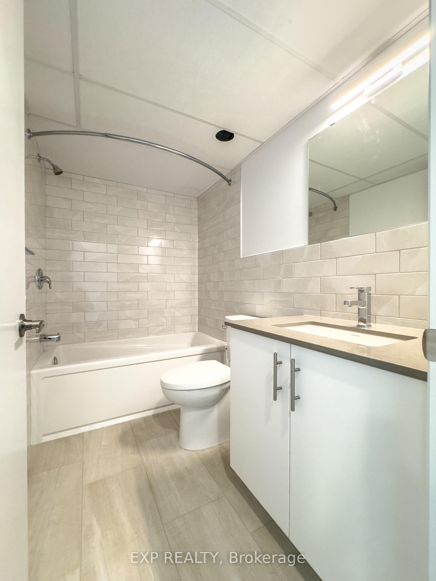 Photo 20 of Unit A, 25 Fair Oaks Crescent, Ottawa, Craig Henry/Woodvale — HOMEH