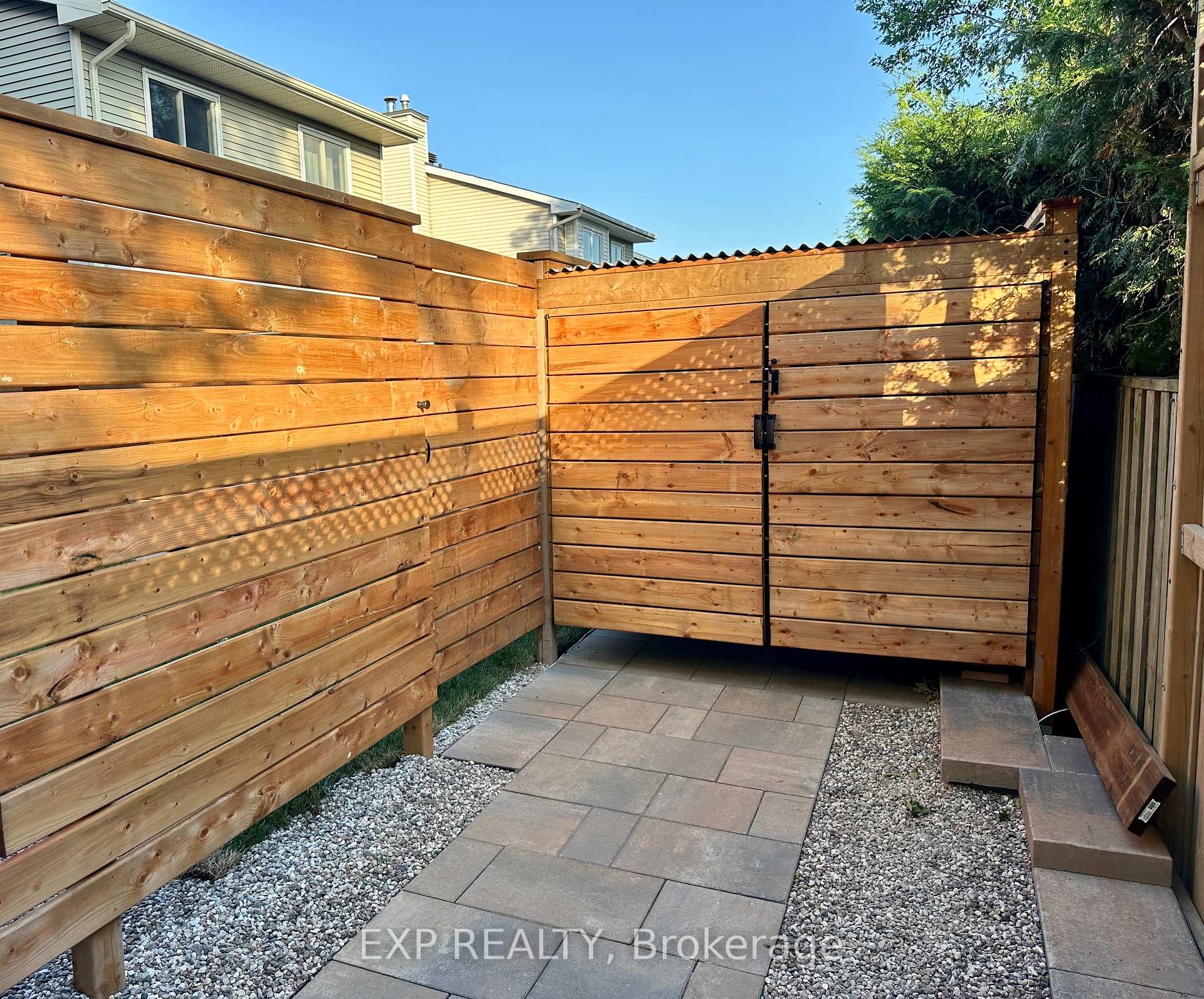 Photo 30 of Unit A, 25 Fair Oaks Crescent, Ottawa, Craig Henry/Woodvale — HOMEH