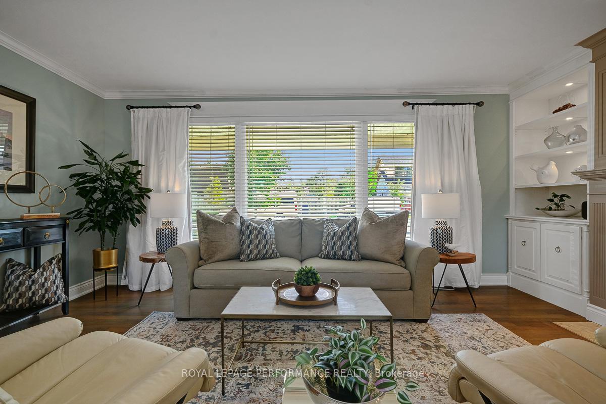 Photo 4 of 3 Parkland Crescent, Ottawa, Arlington Woods — HOMEH
