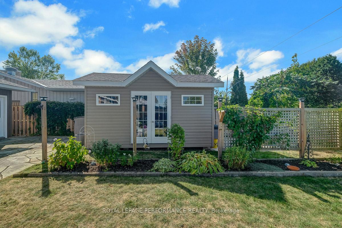 Photo 29 of 3 Parkland Crescent, Ottawa, Arlington Woods — HOMEH