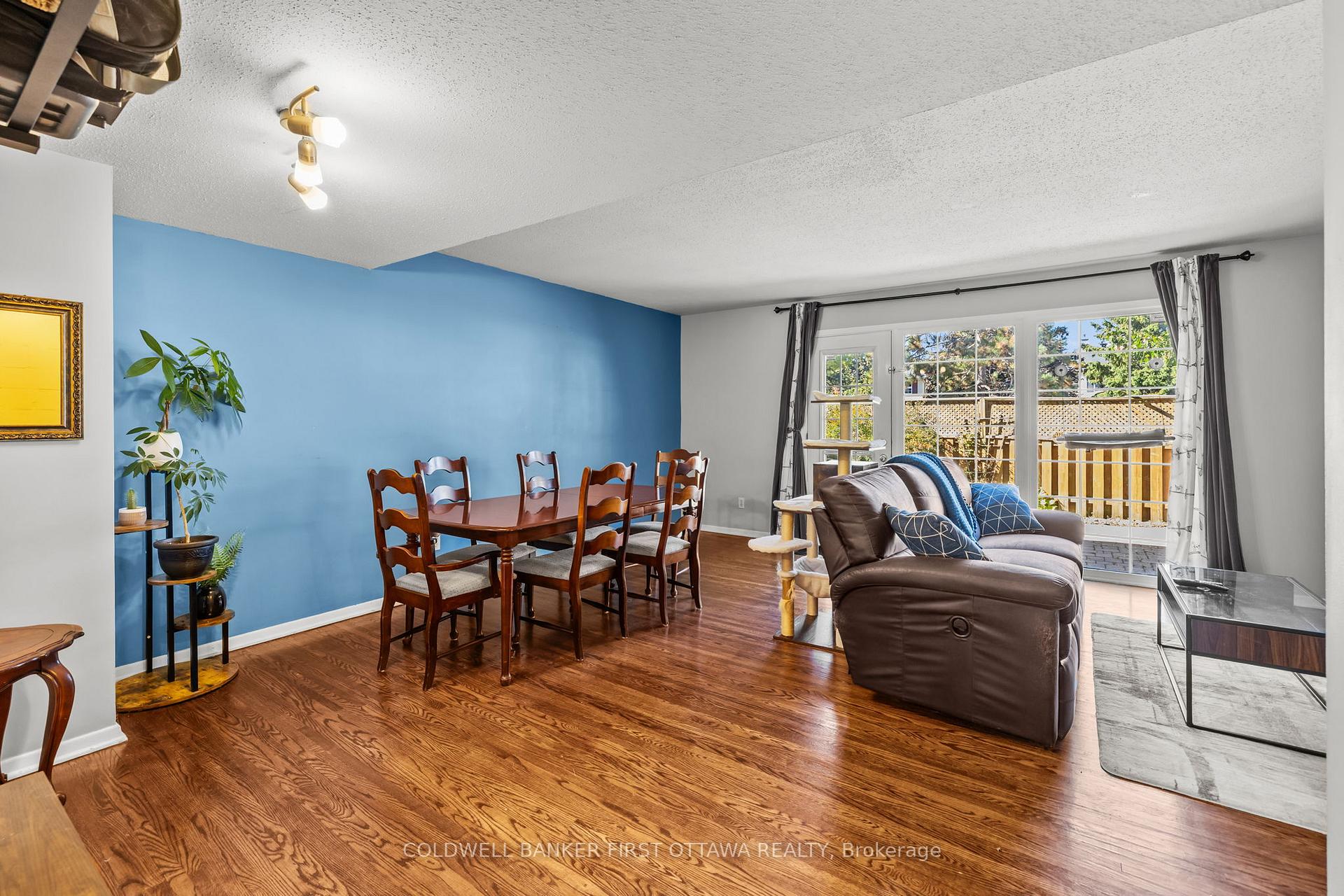 Photo 9 of 113 Monterey Drive, Ottawa, Leslie Park — HOMEH