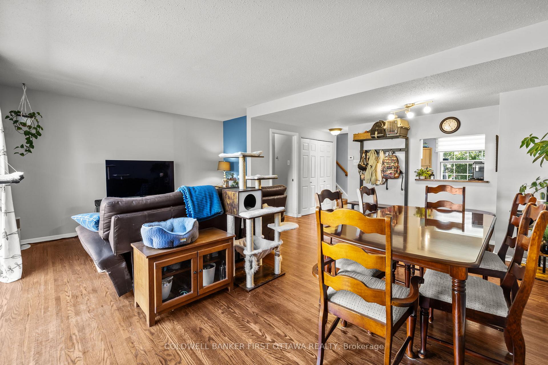 Photo 12 of 113 Monterey Drive, Ottawa, Leslie Park — HOMEH