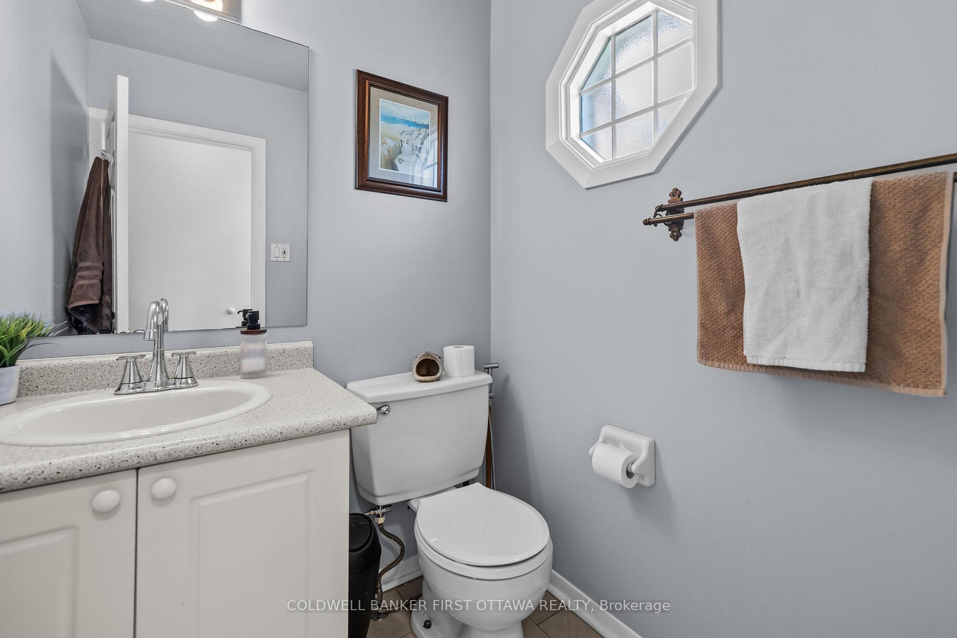 Photo 15 of 113 Monterey Drive, Ottawa, Leslie Park — HOMEH