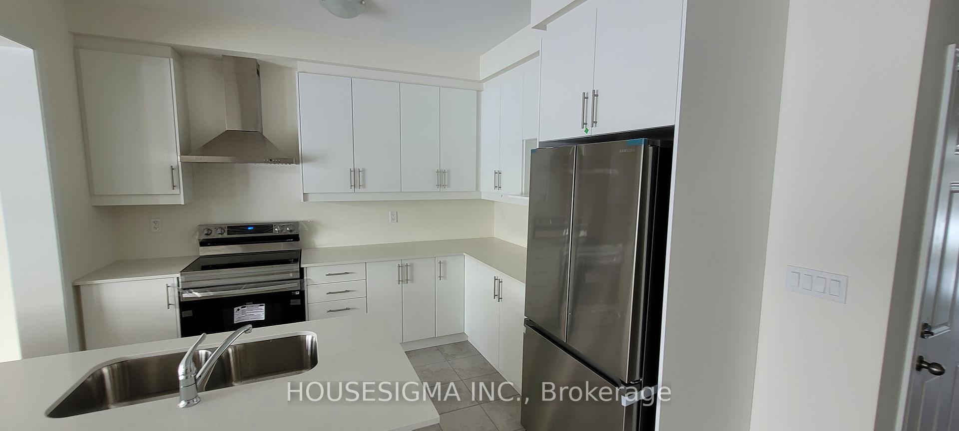 Photo 3 of 136 Robin Trail, Scugog, Port Perry — HOMEH