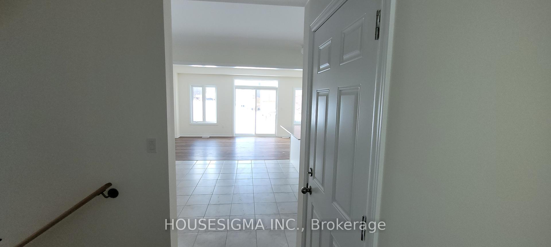 Photo 6 of 136 Robin Trail, Scugog, Port Perry — HOMEH