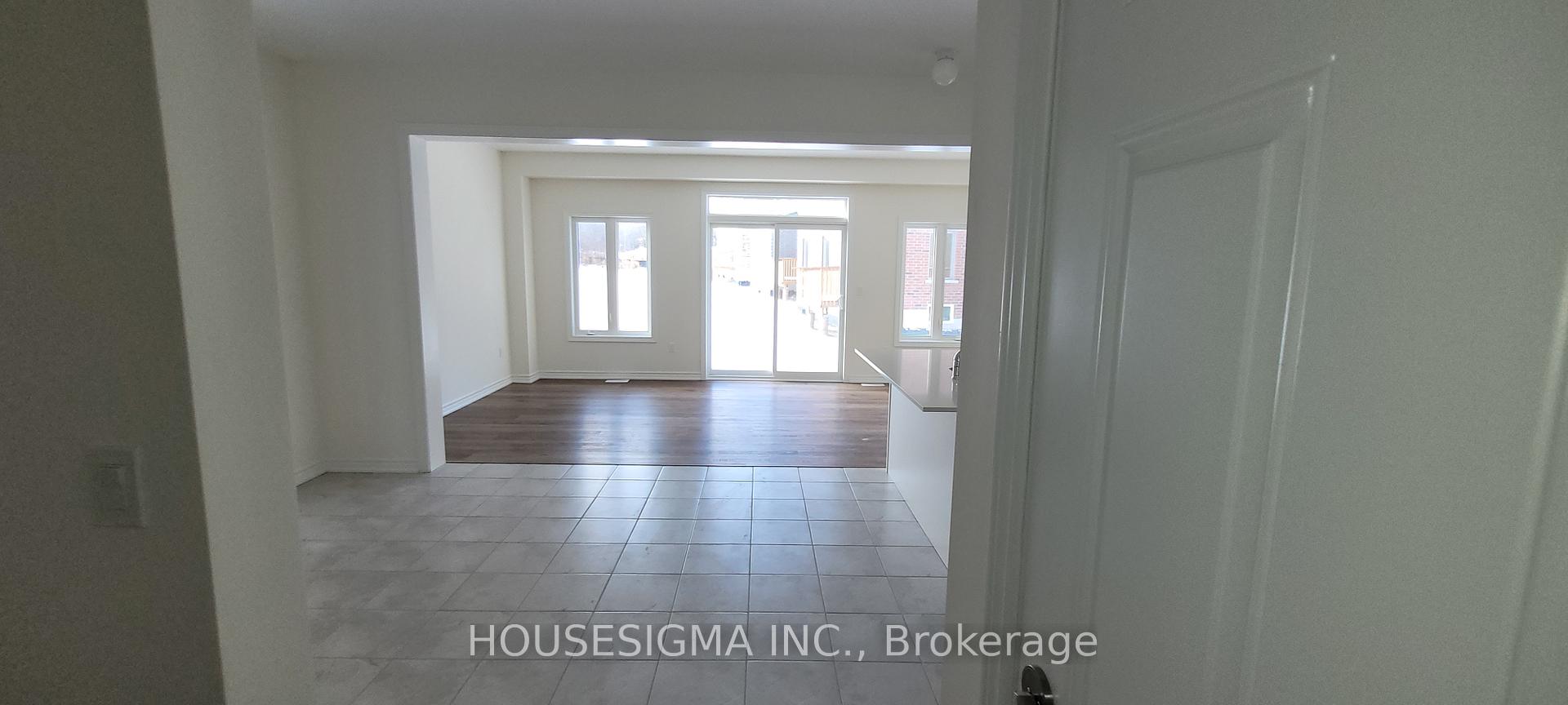 Photo 7 of 136 Robin Trail, Scugog, Port Perry — HOMEH