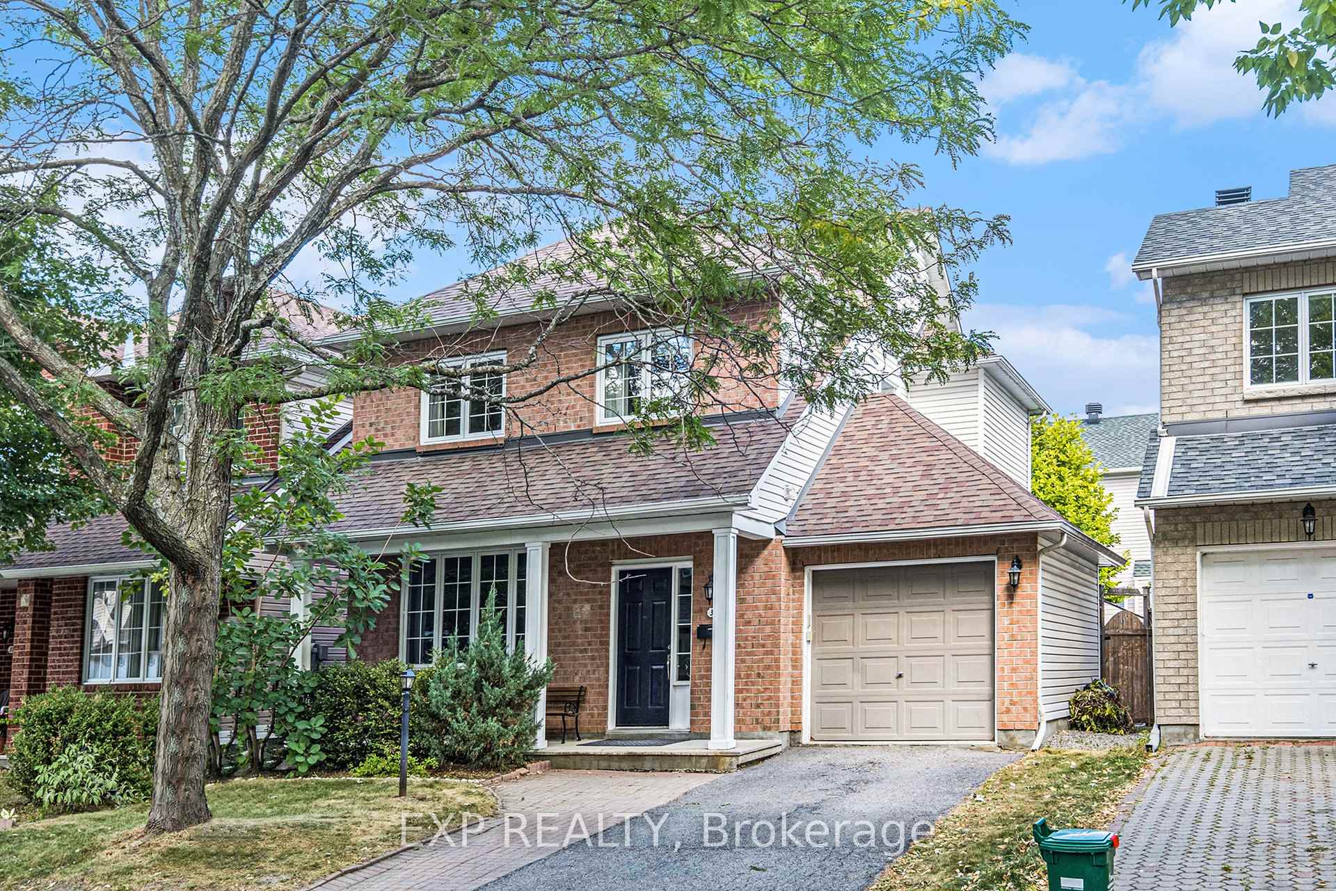 Photo 2 of 35 Mattamy Place, Ottawa, Centrepointe — HOMEH