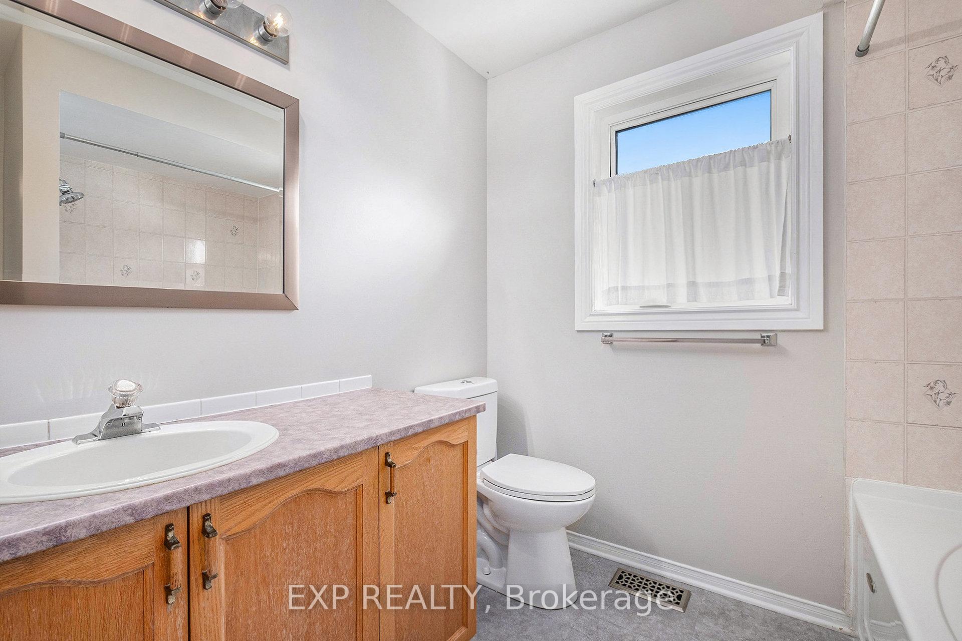 Photo 20 of 35 Mattamy Place, Ottawa, Centrepointe — HOMEH