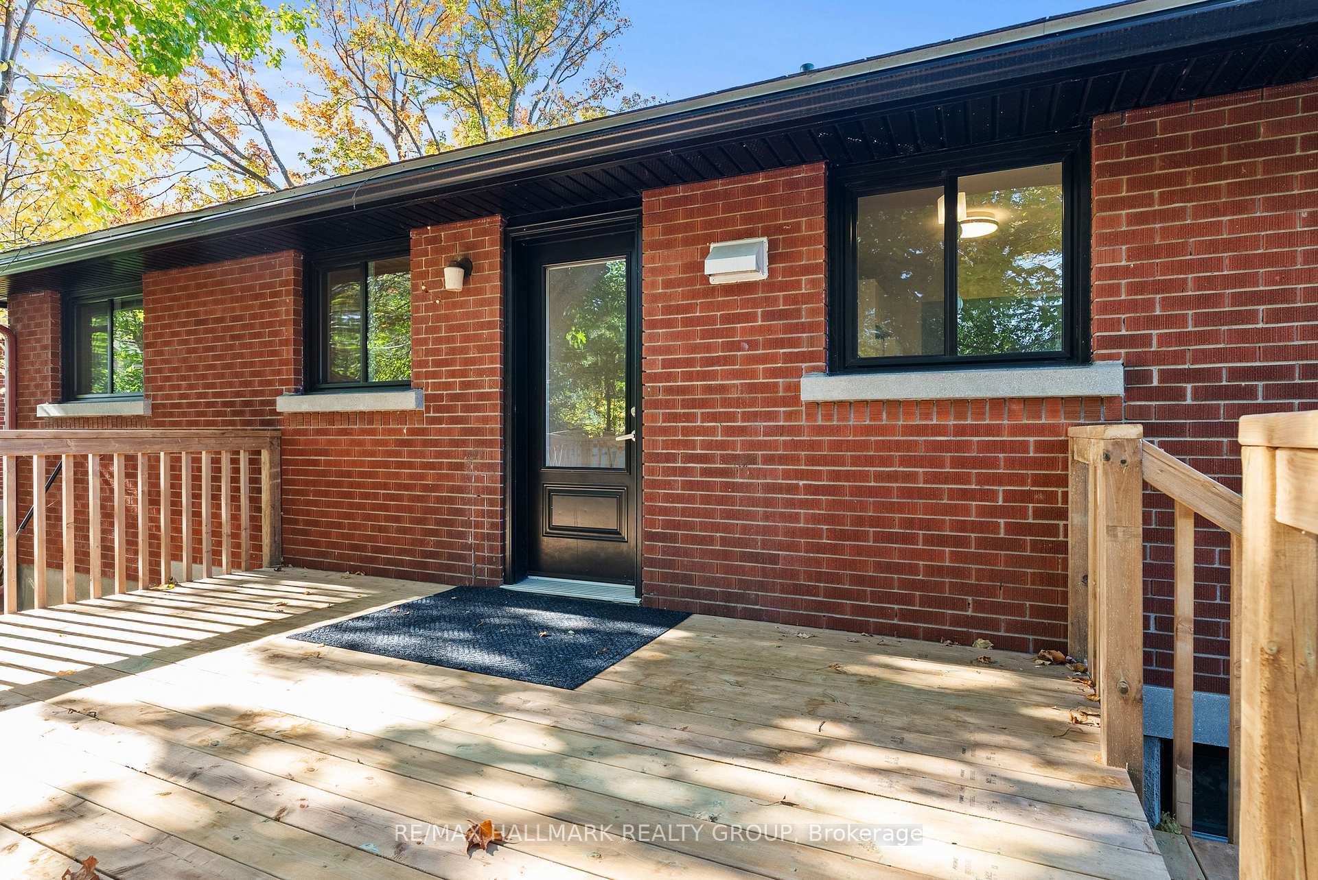 Photo 35 of 9 Newhaven Street, Ottawa, Manordale — HOMEH