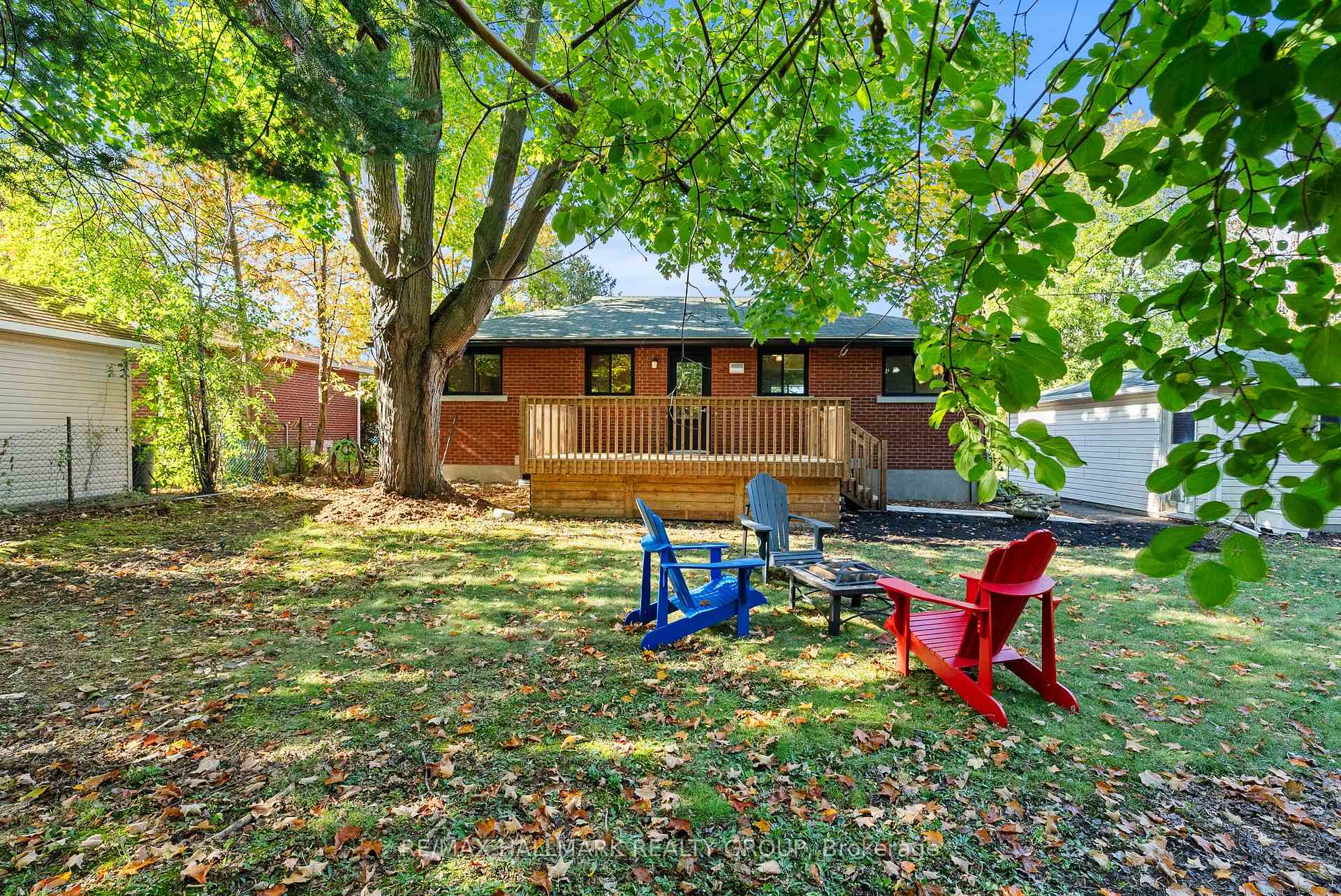 Photo 38 of 9 Newhaven Street, Ottawa, Manordale — HOMEH