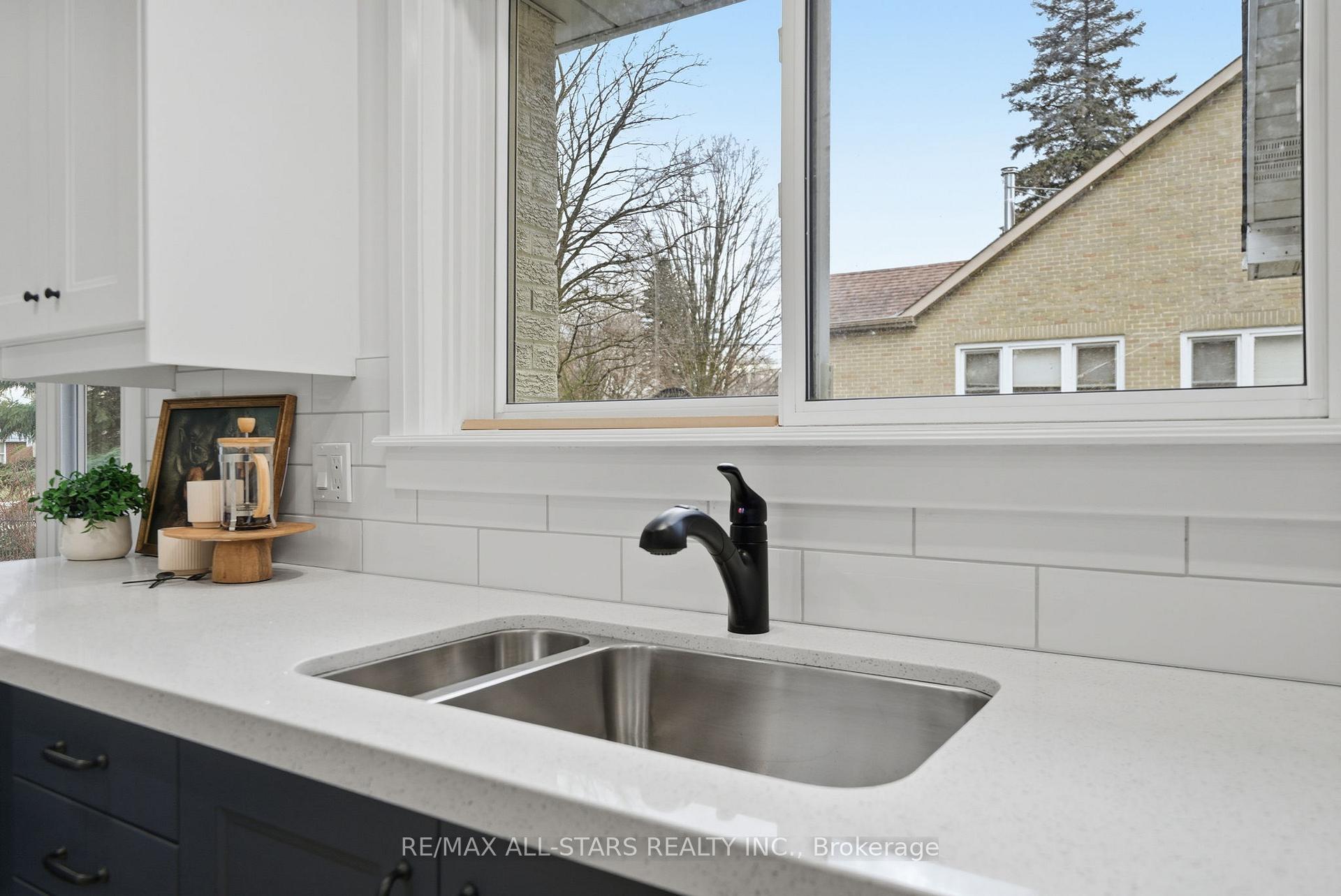 Photo 11 of 1675 Scugog Street, Scugog, Port Perry — HOMEH