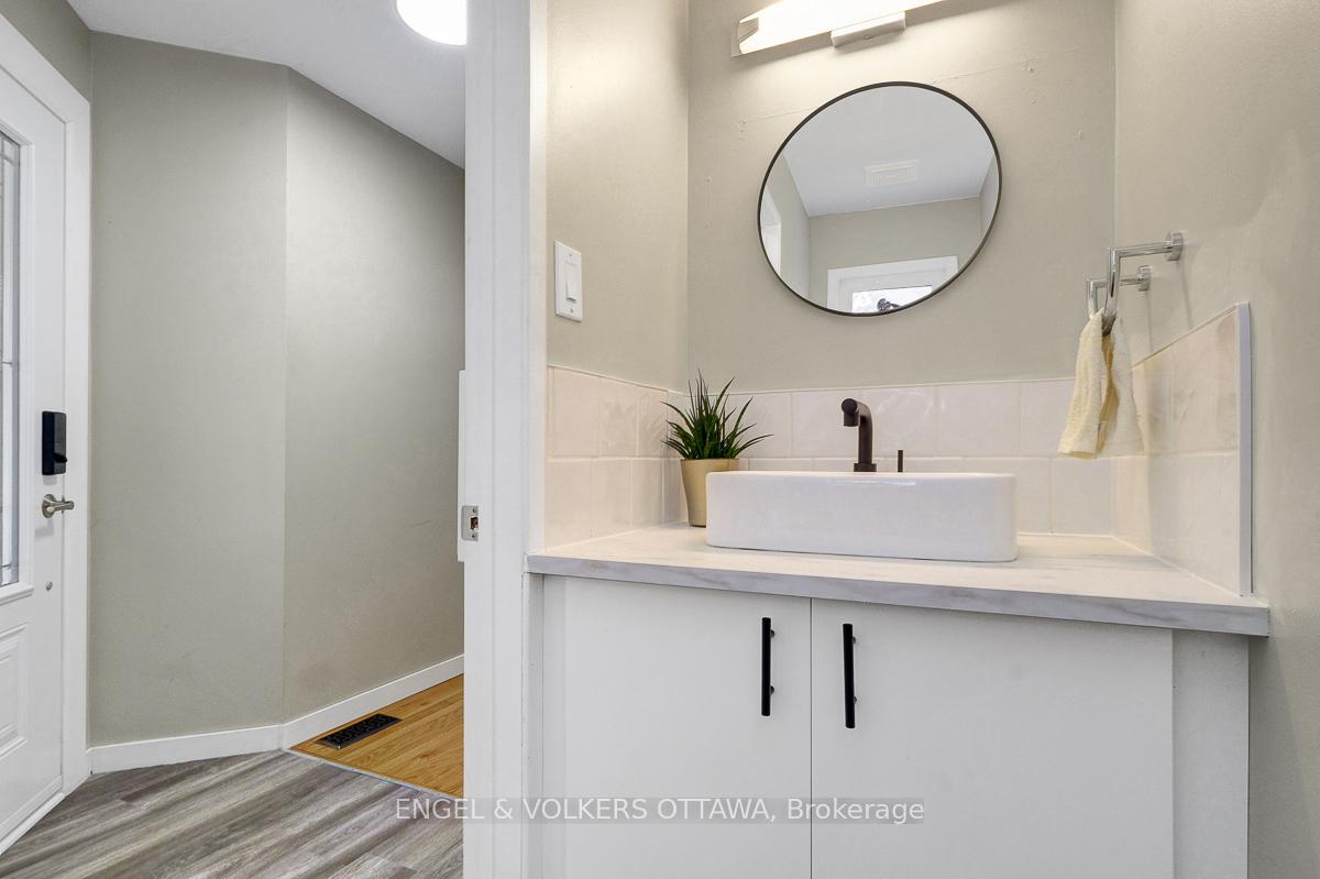 Photo 6 of 30 Sovereign Avenue, Ottawa, Craig Henry/Woodvale — HOMEH