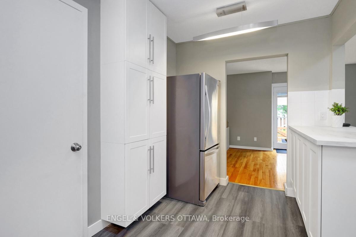 Photo 20 of 30 Sovereign Avenue, Ottawa, Craig Henry/Woodvale — HOMEH
