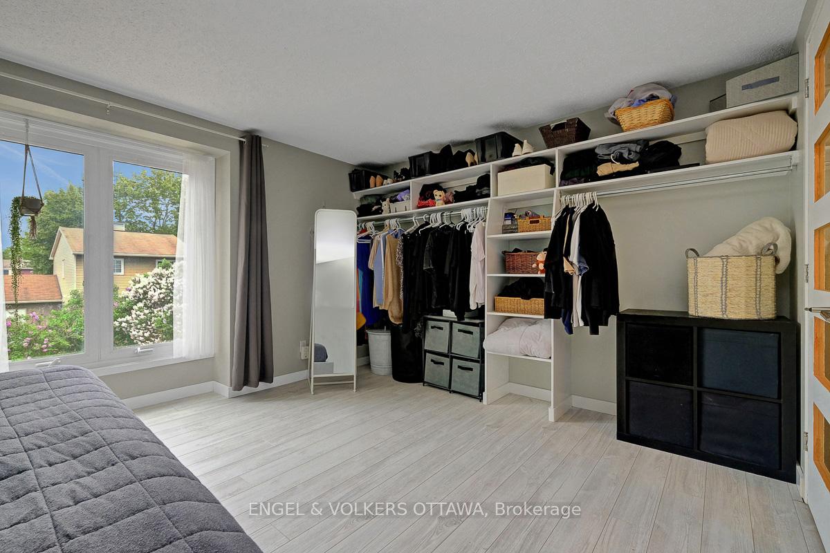 Photo 24 of 30 Sovereign Avenue, Ottawa, Craig Henry/Woodvale — HOMEH