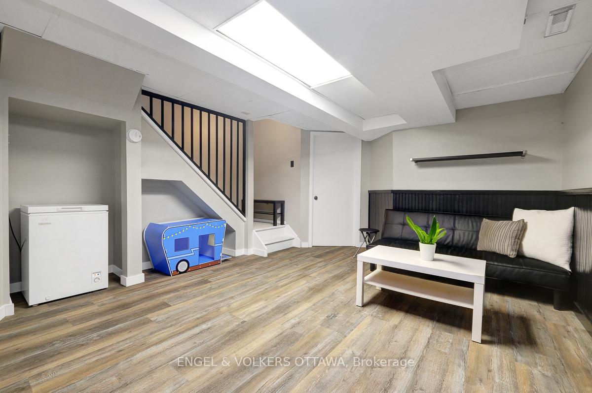Photo 33 of 30 Sovereign Avenue, Ottawa, Craig Henry/Woodvale — HOMEH