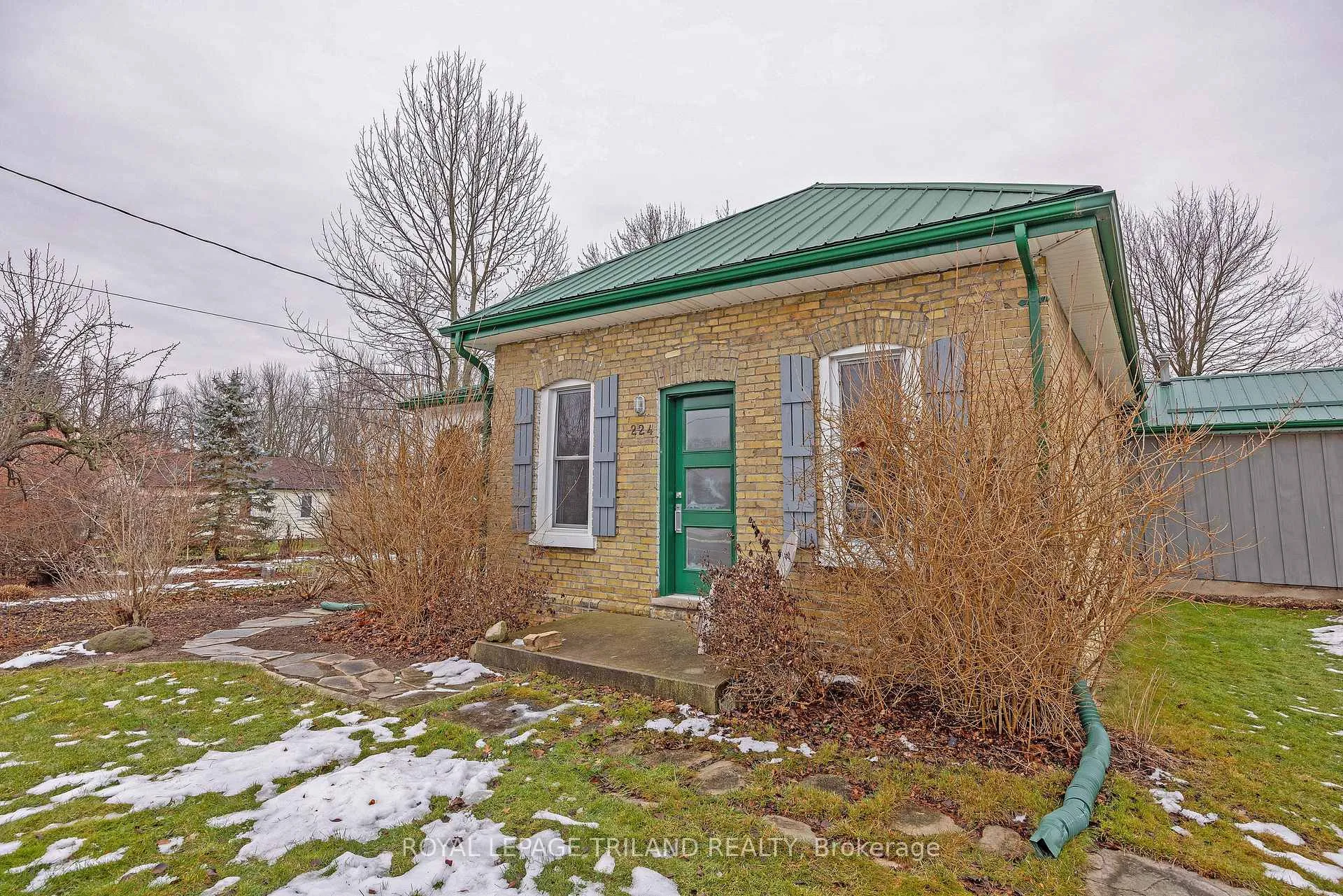 Photo 2 of 9855 John Street N, Southwold, Shedden — HOMEH