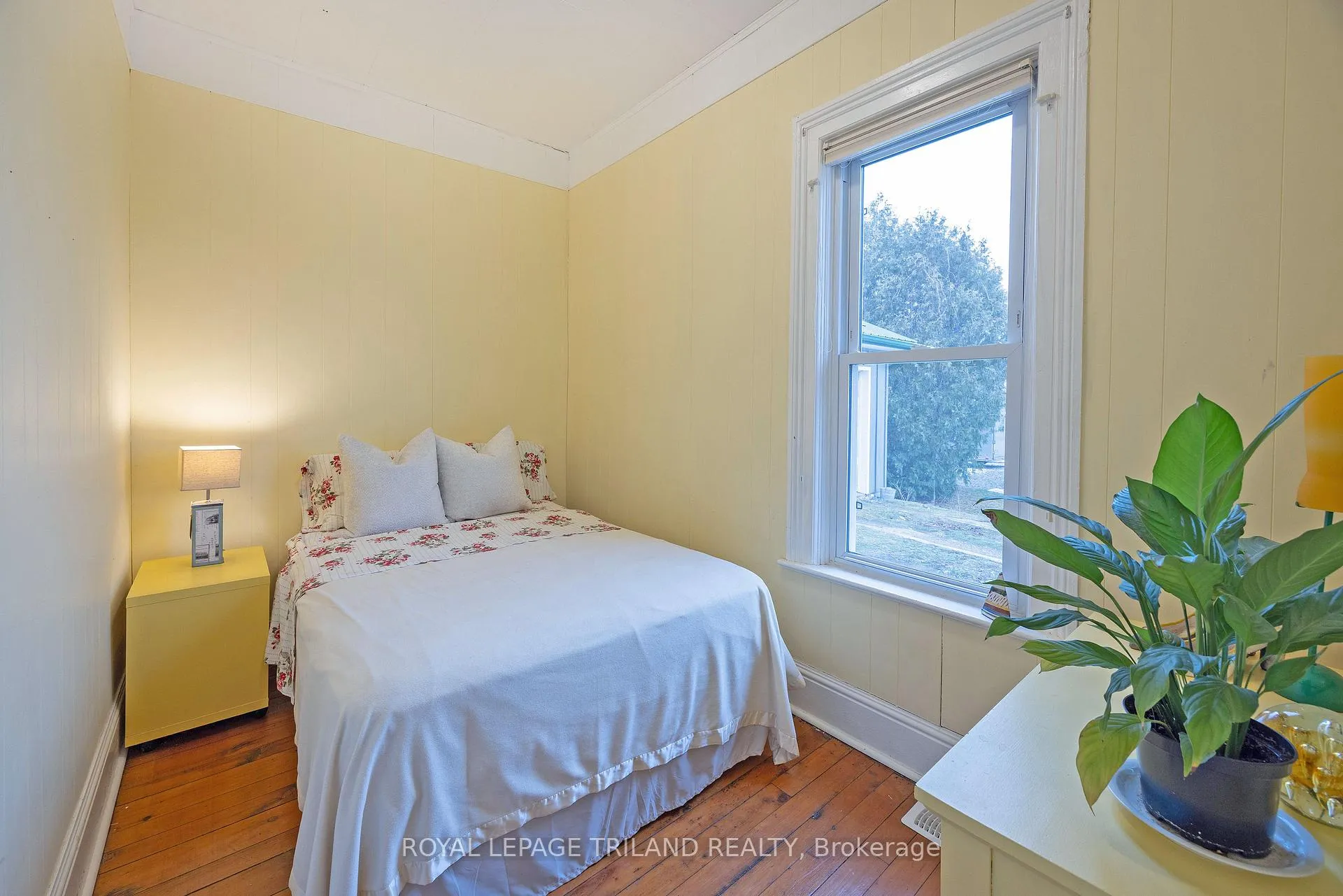 Photo 8 of 9855 John Street N, Southwold, Shedden — HOMEH