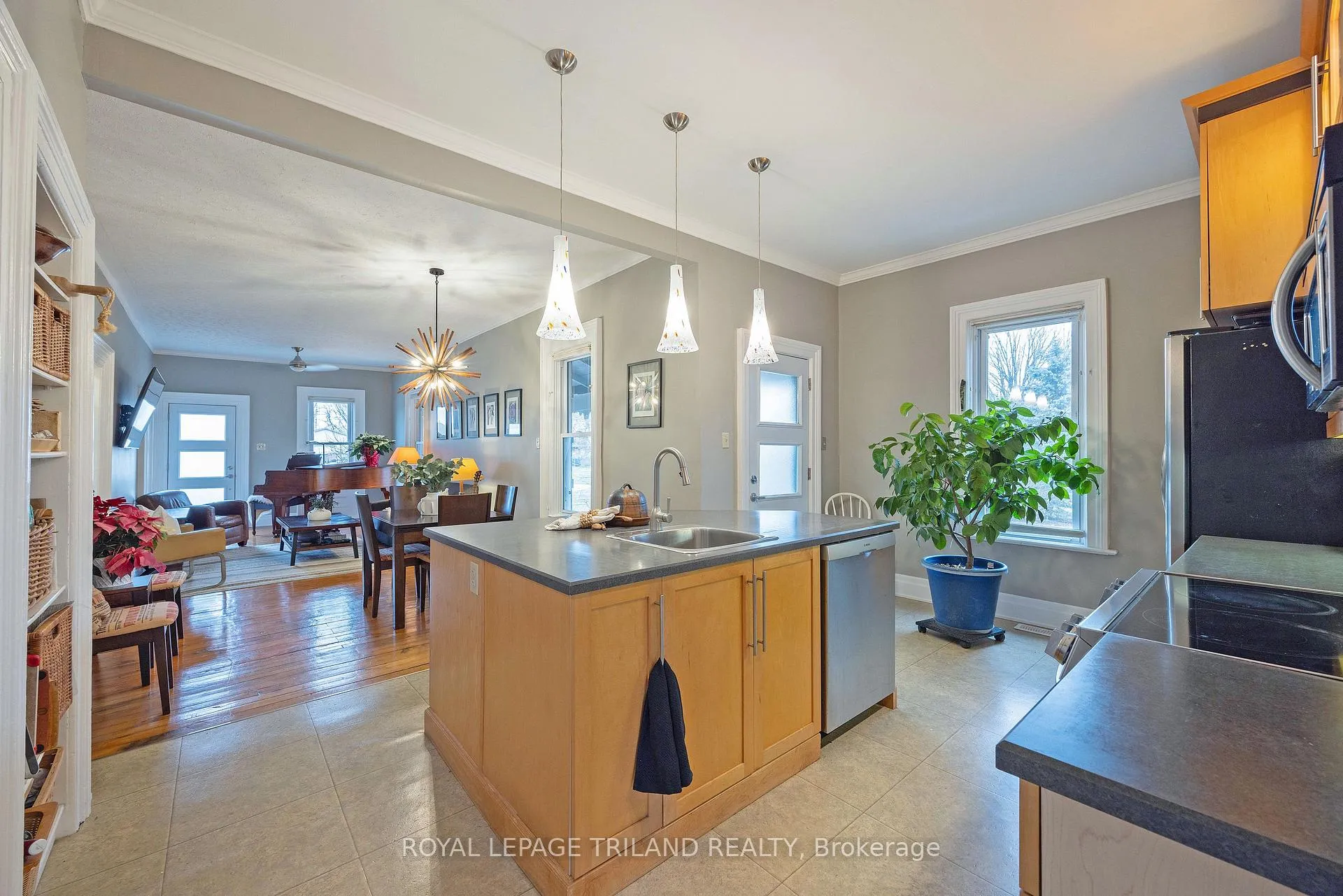 Photo 13 of 9855 John Street N, Southwold, Shedden — HOMEH