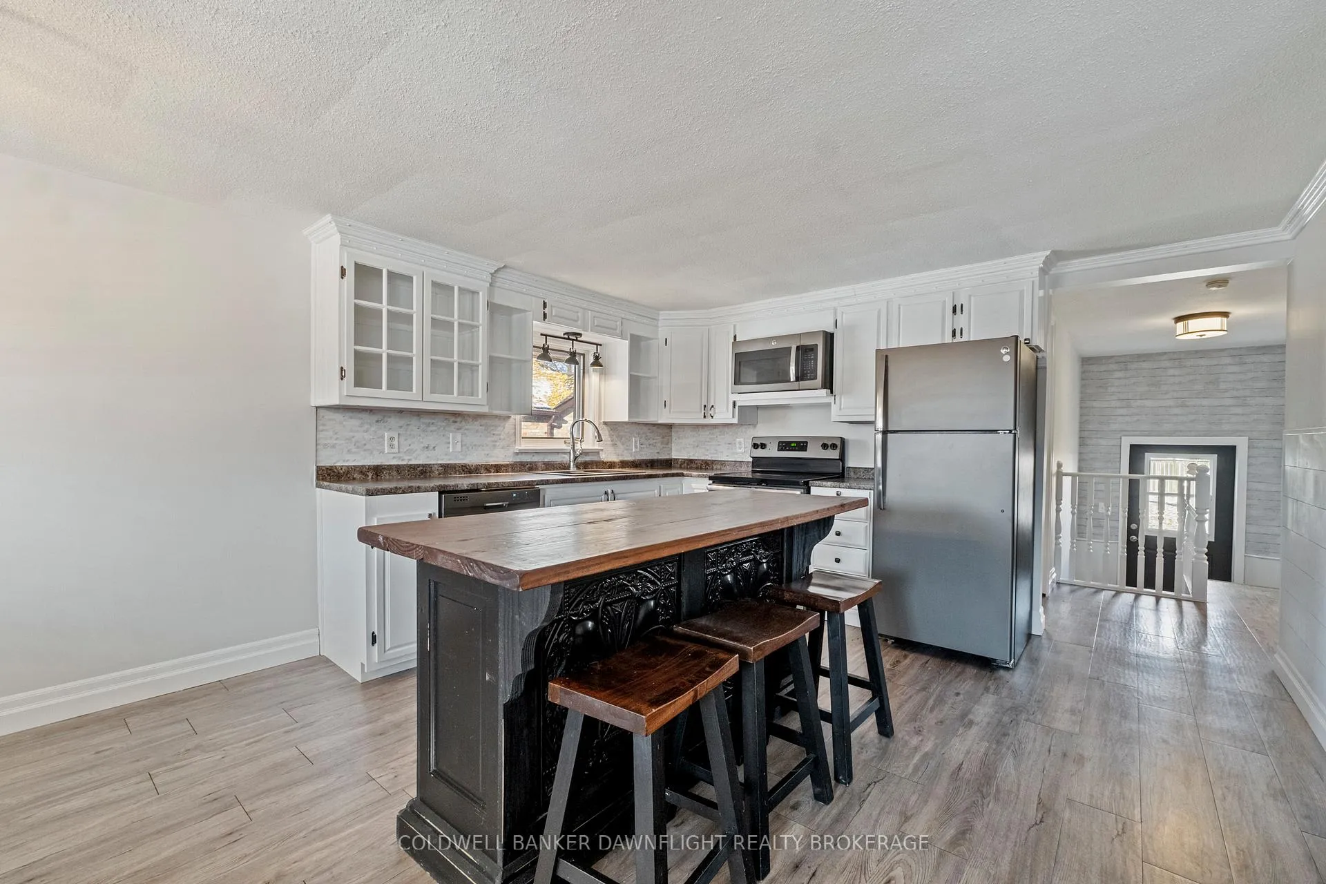 Photo 6 of 208 Victoria Avenue E, South Huron, Stephen — HOMEH