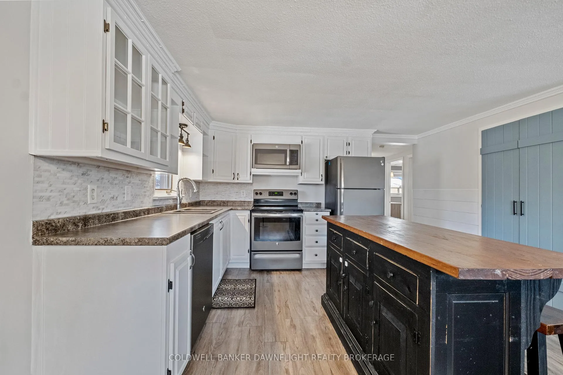 Photo 7 of 208 Victoria Avenue E, South Huron, Stephen — HOMEH