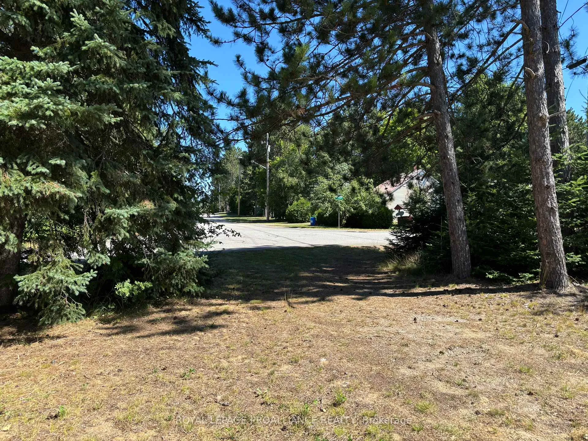 Photo 5 of 49 Second Avenue, South Algonquin — HOMEH
