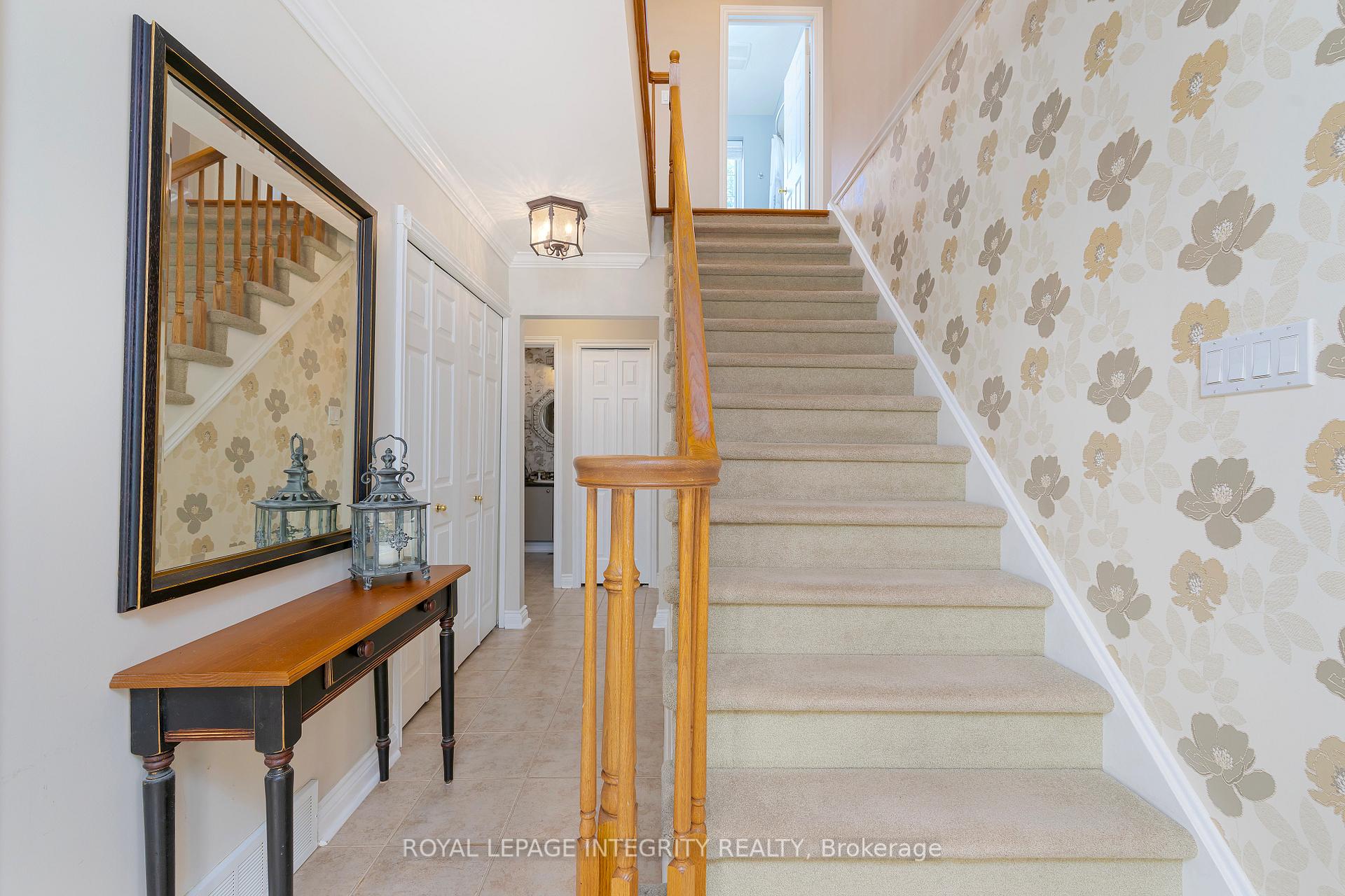 Photo 8 of 25 Higgins Road, Ottawa, Briargreen — HOMEH