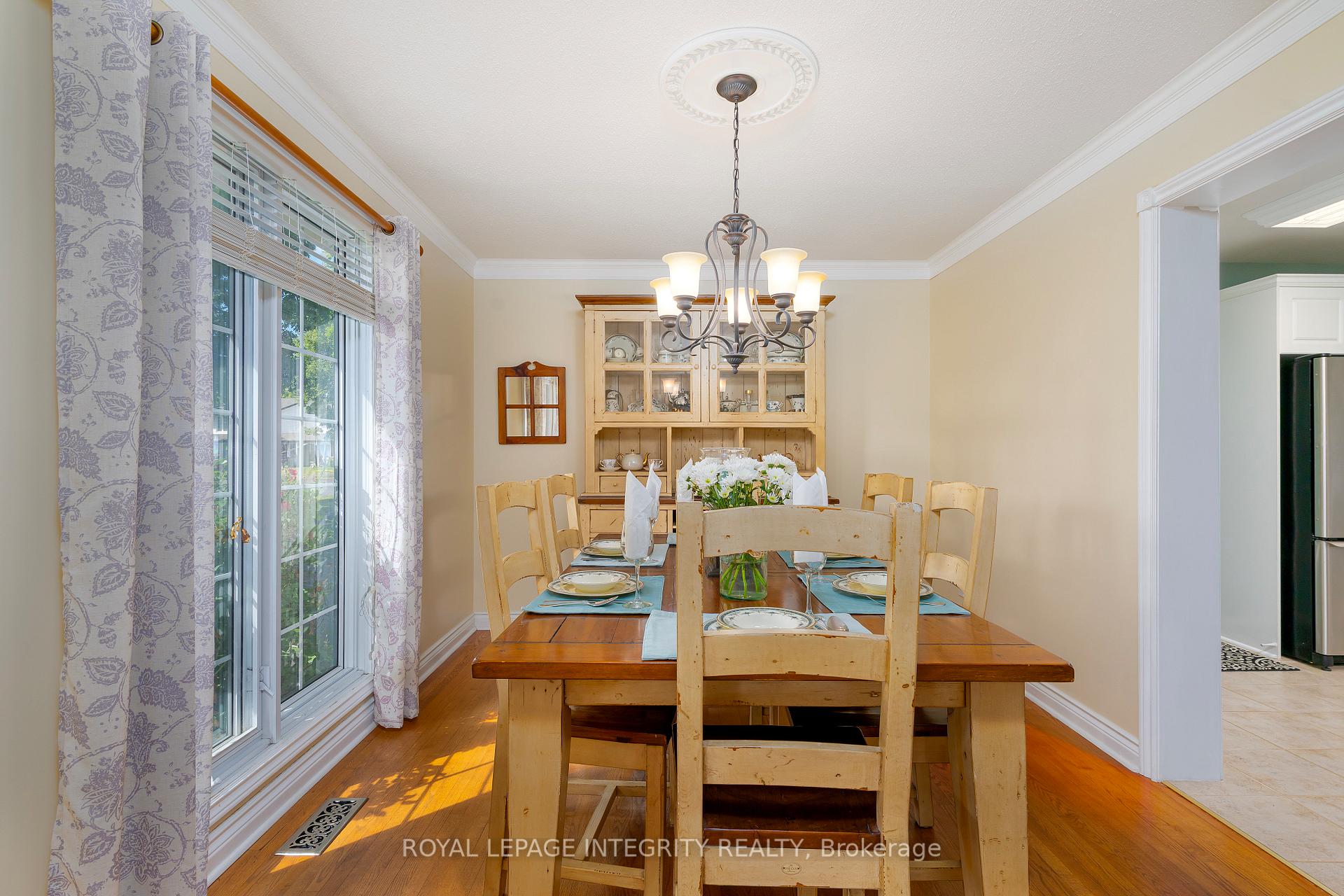 Photo 10 of 25 Higgins Road, Ottawa, Briargreen — HOMEH