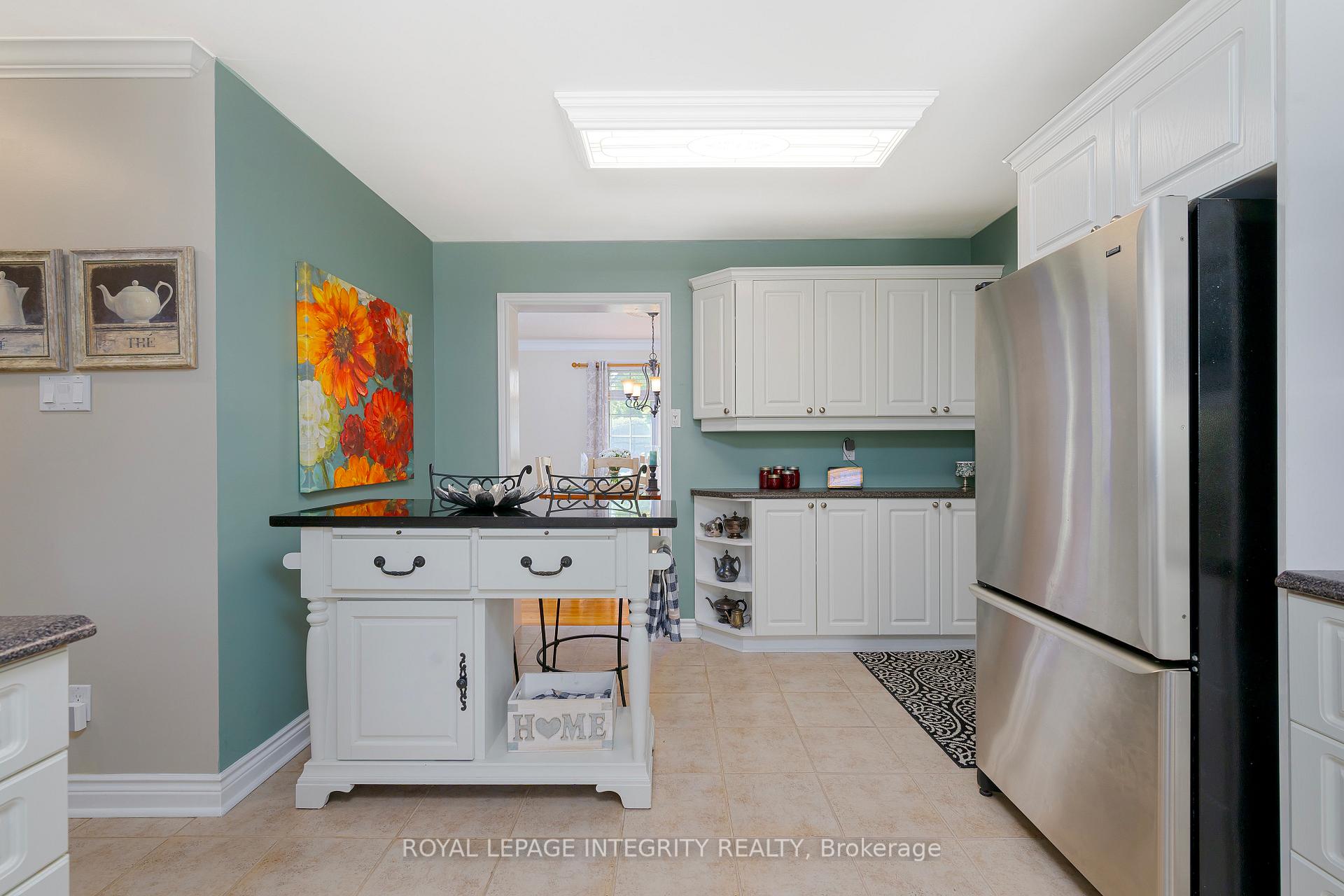 Photo 15 of 25 Higgins Road, Ottawa, Briargreen — HOMEH