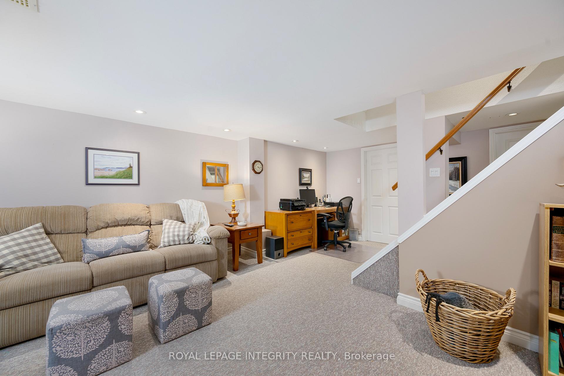 Photo 36 of 25 Higgins Road, Ottawa, Briargreen — HOMEH