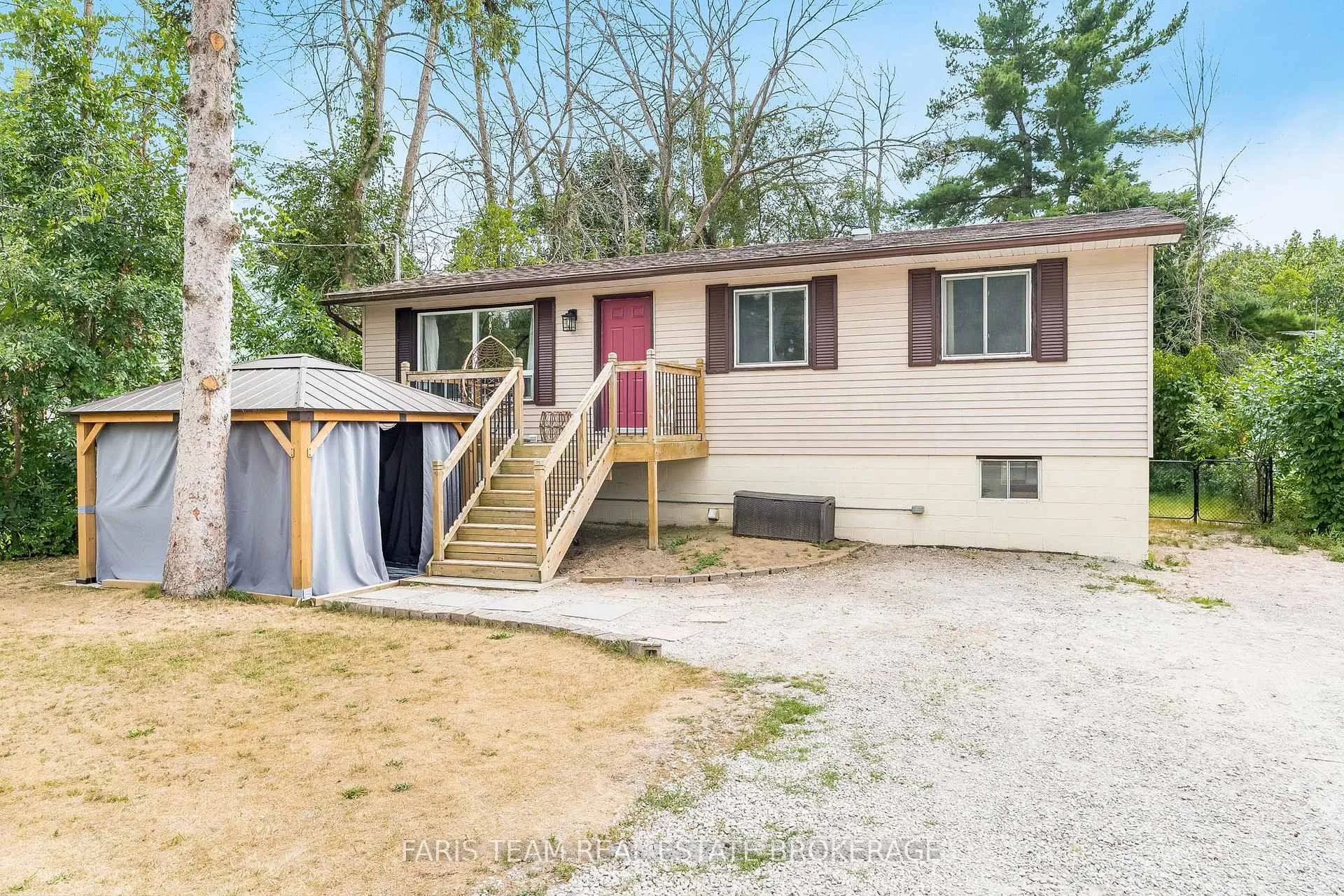 Photo 3 of 8304 County Road 169, Severn, Washago — HOMEH