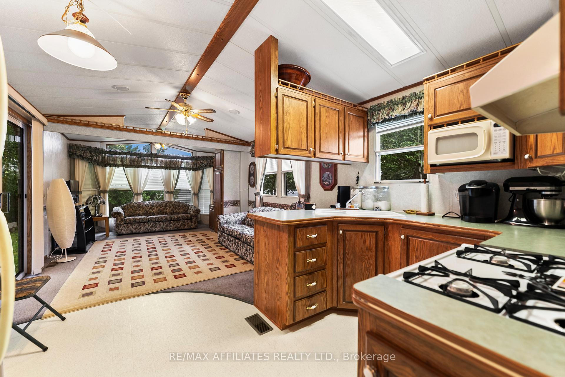Photo 8 of 141 Brady Road, Rideau Lakes, Rideau Lakes (South Crosby) Twp — HOMEH