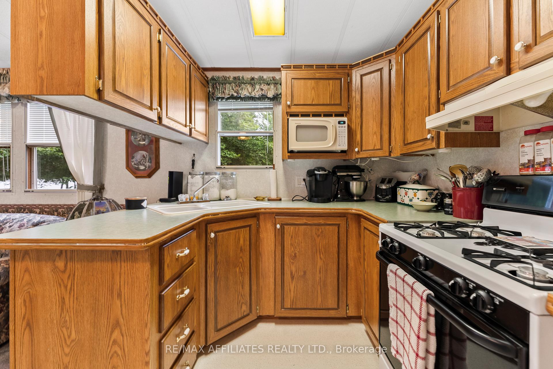 Photo 9 of 141 Brady Road, Rideau Lakes, Rideau Lakes (South Crosby) Twp — HOMEH