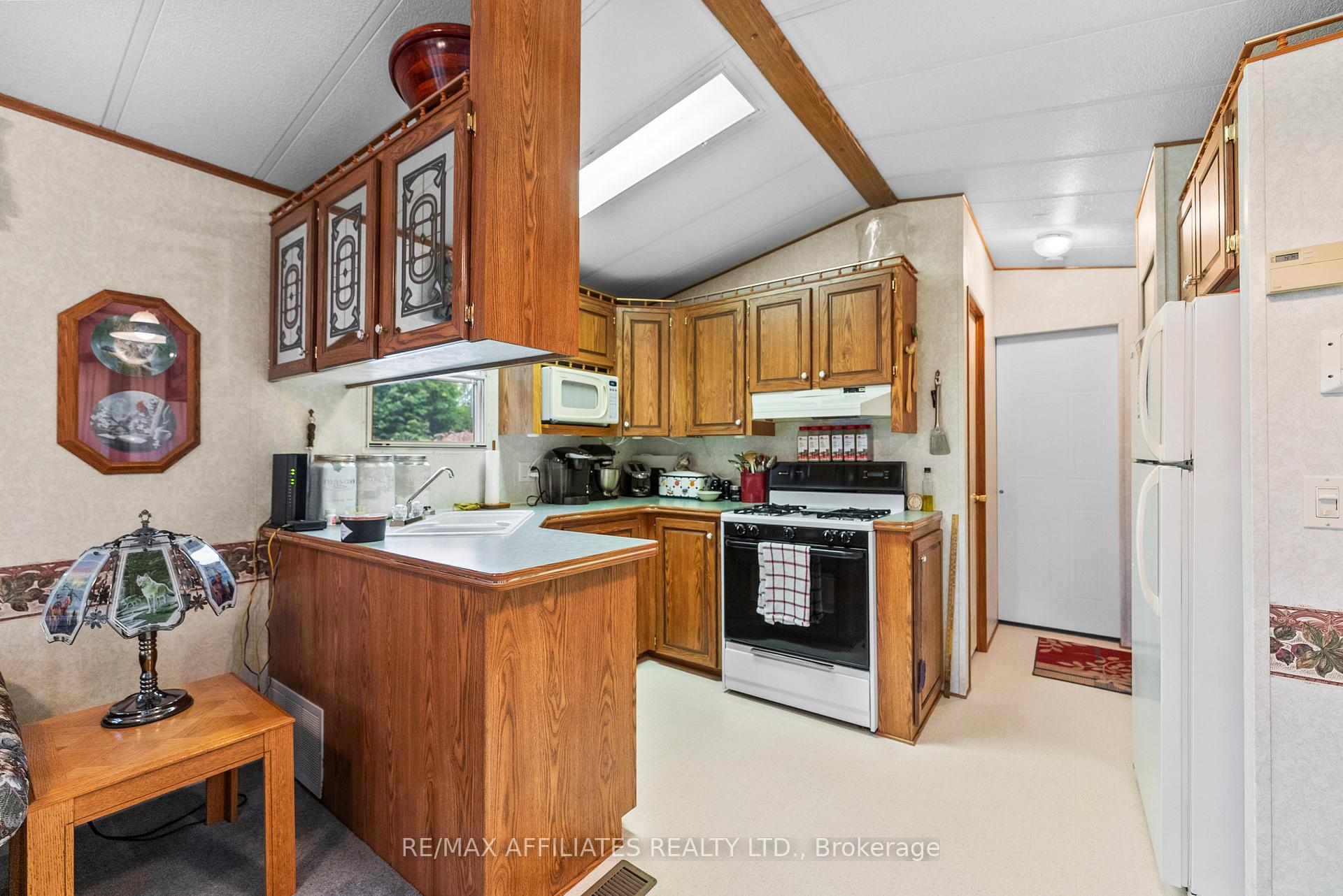 Photo 11 of 141 Brady Road, Rideau Lakes, Rideau Lakes (South Crosby) Twp — HOMEH