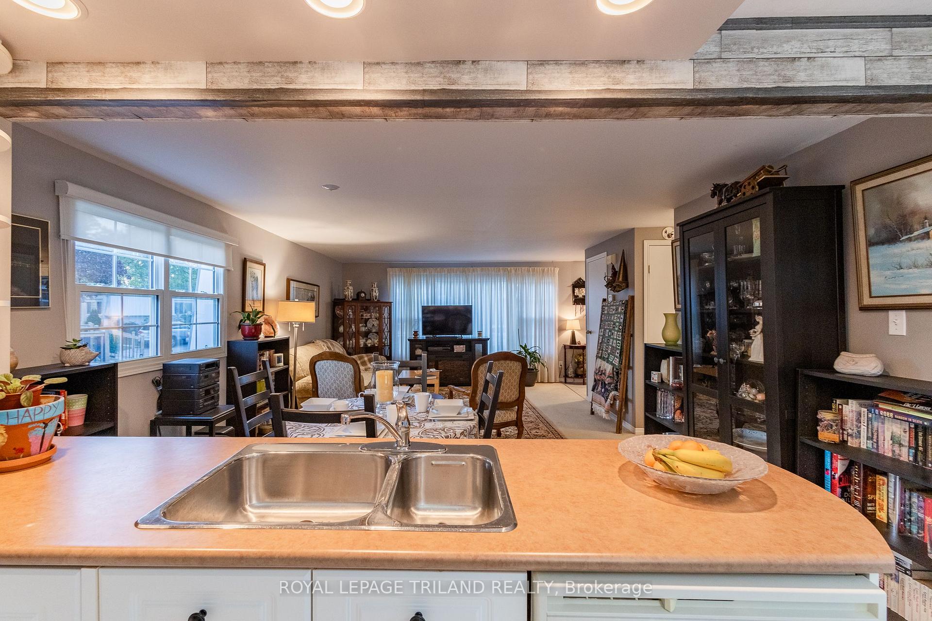 Photo 20 of 152 Pebble Beach Parkway, South Huron, Stephen — HOMEH