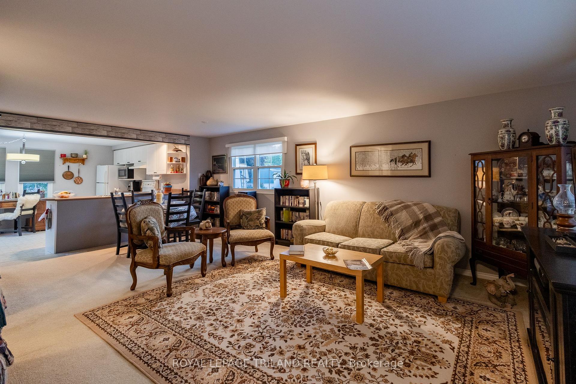 Photo 24 of 152 Pebble Beach Parkway, South Huron, Stephen — HOMEH