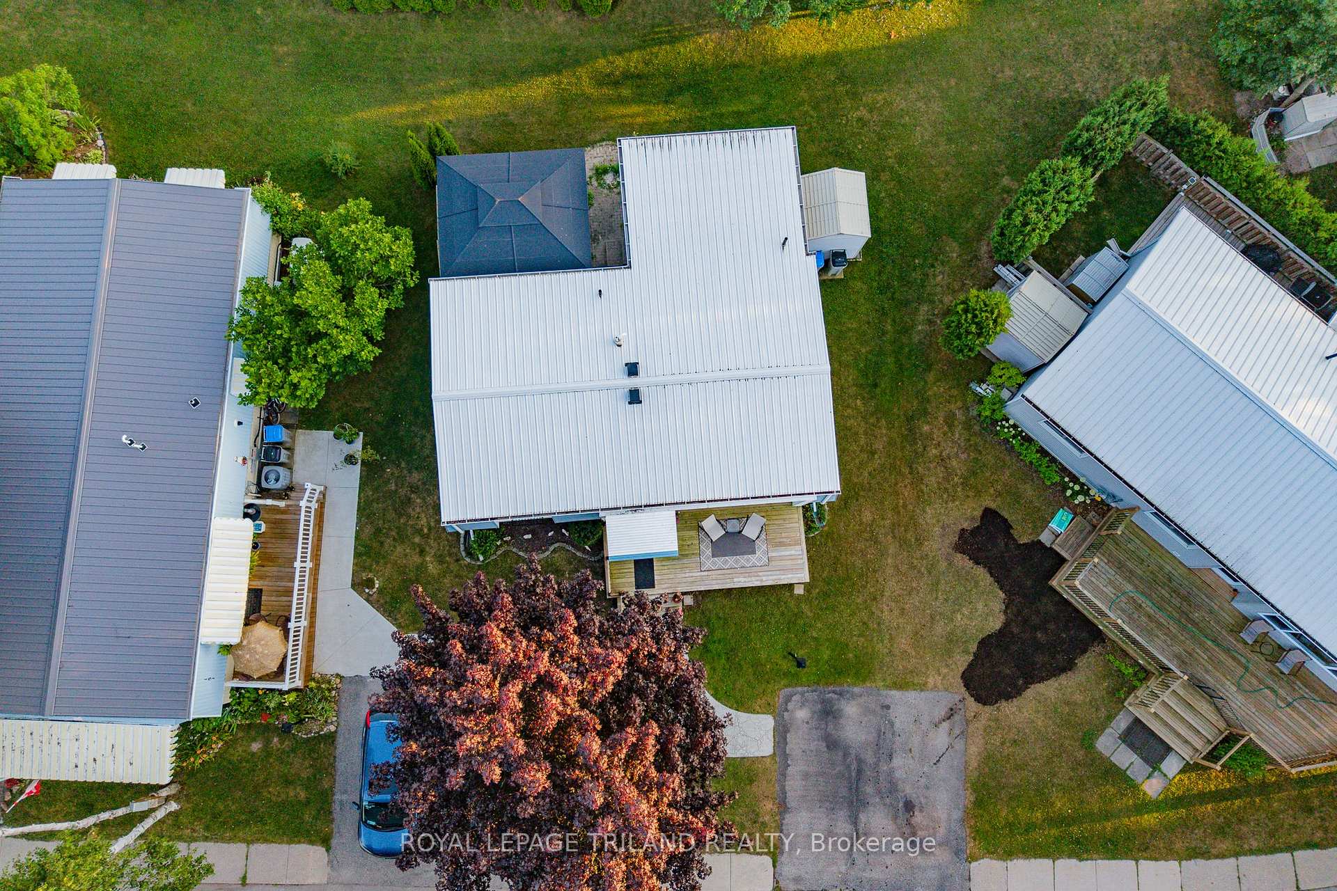 Photo 38 of 152 Pebble Beach Parkway, South Huron, Stephen — HOMEH