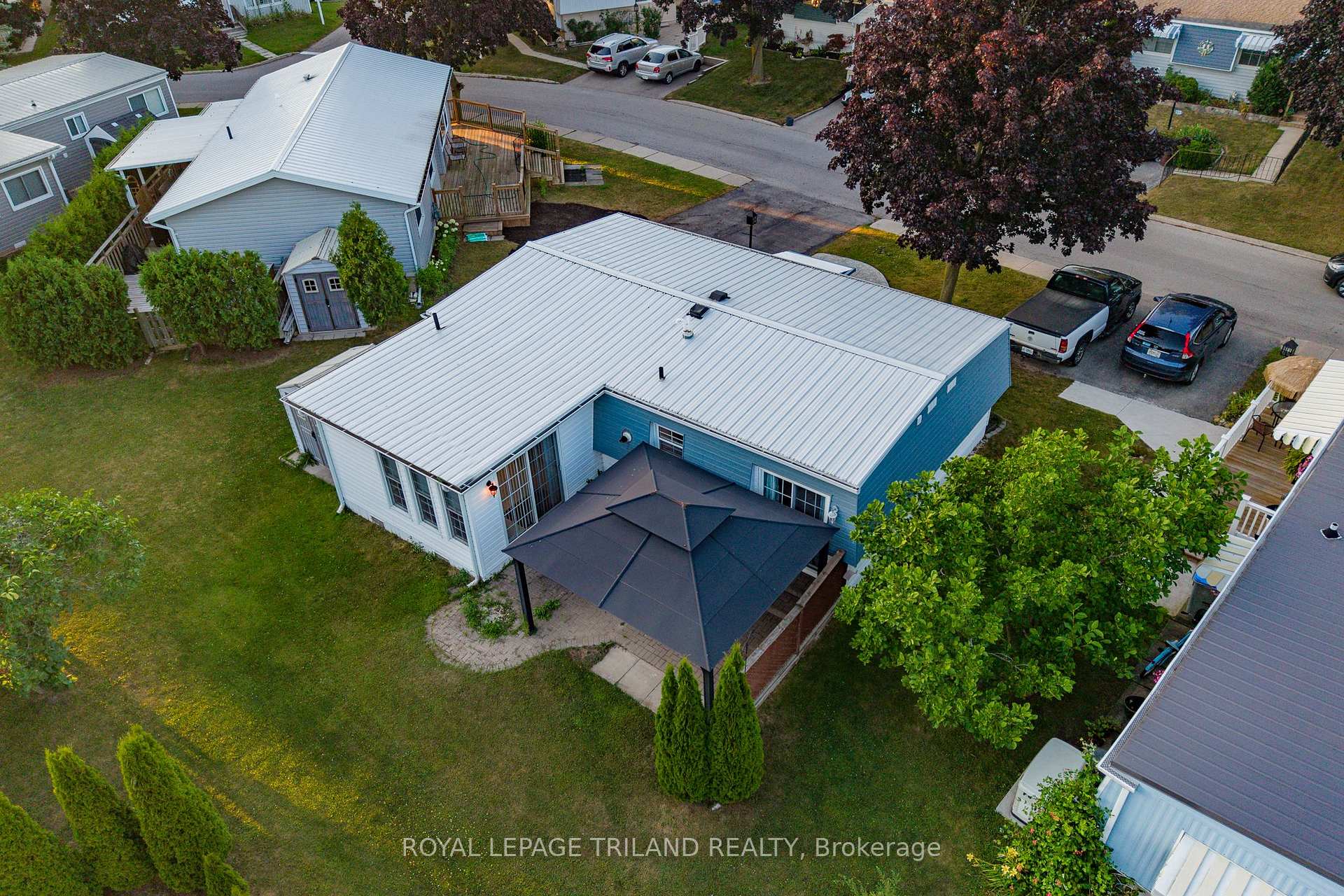 Photo 39 of 152 Pebble Beach Parkway, South Huron, Stephen — HOMEH