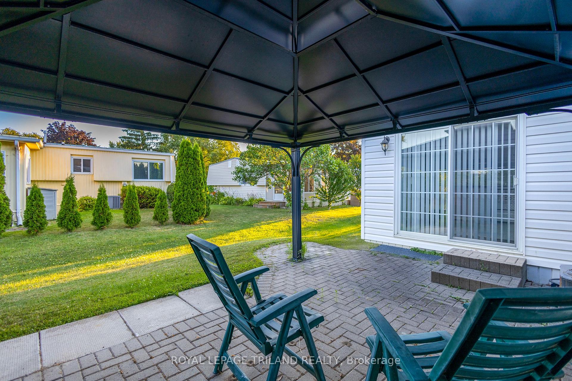 Photo 43 of 152 Pebble Beach Parkway, South Huron, Stephen — HOMEH