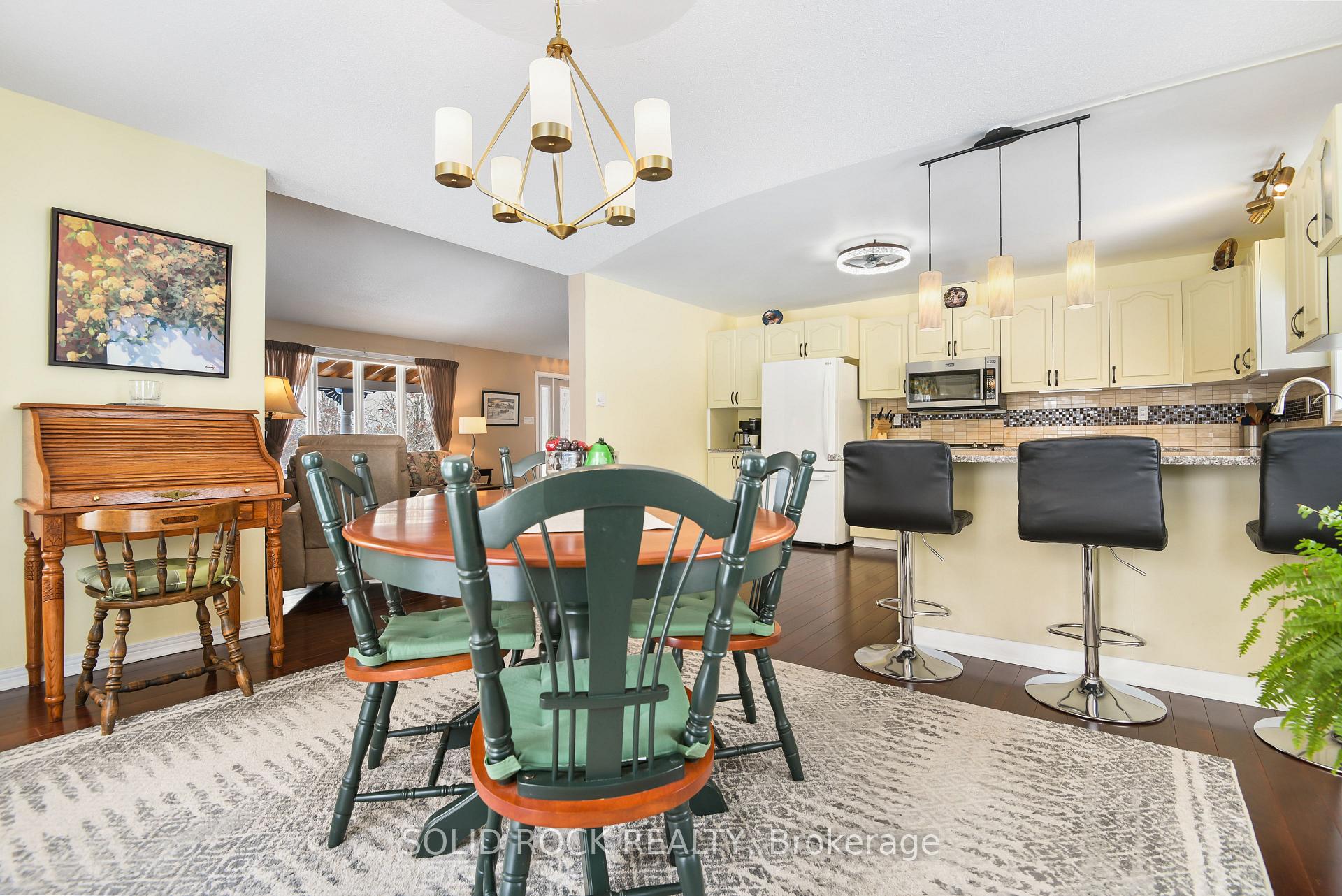 Photo 13 of 511 Maloney Road, Renfrew — HOMEH