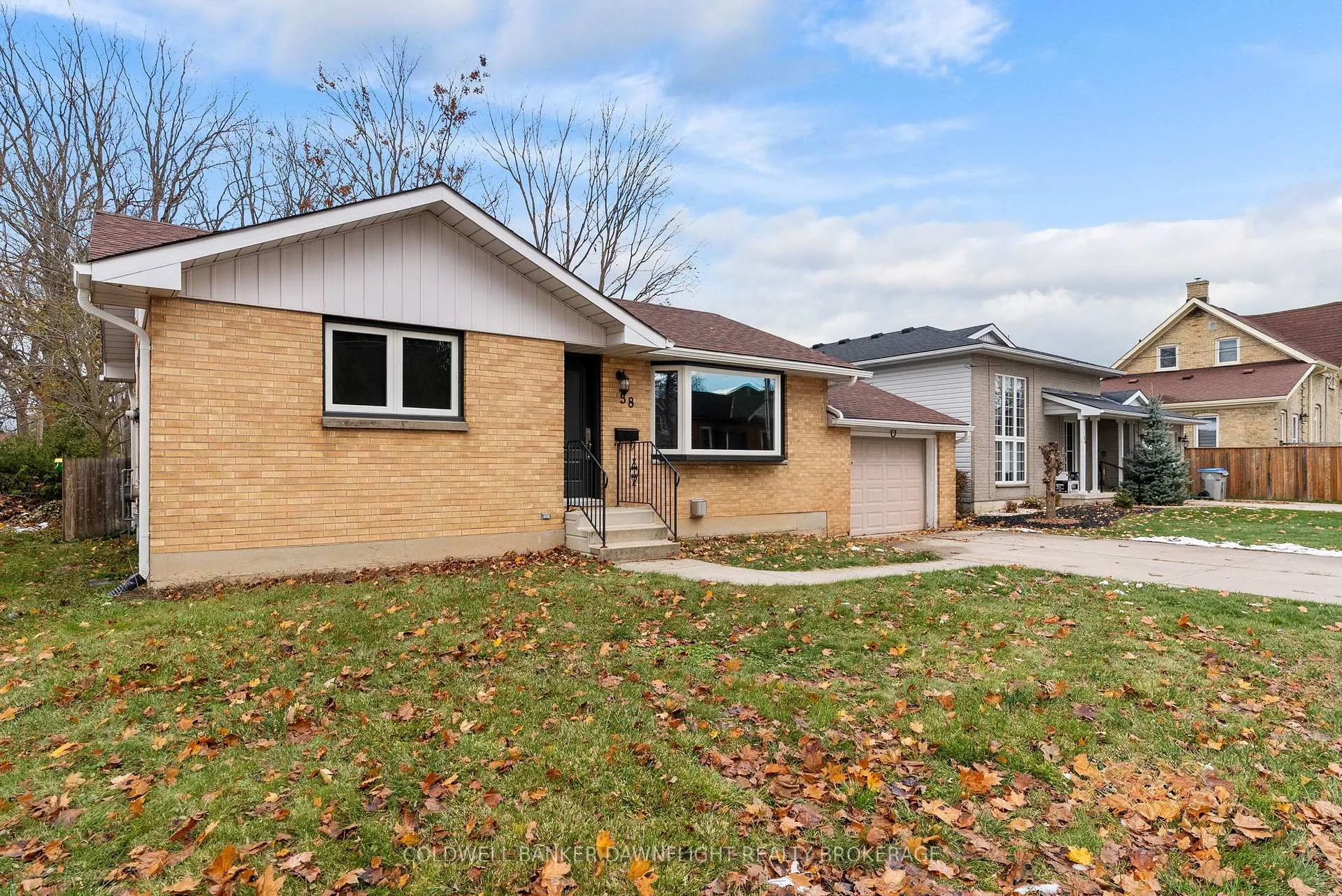Photo 2 of 58 John Street W, South Huron, Exeter — HOMEH