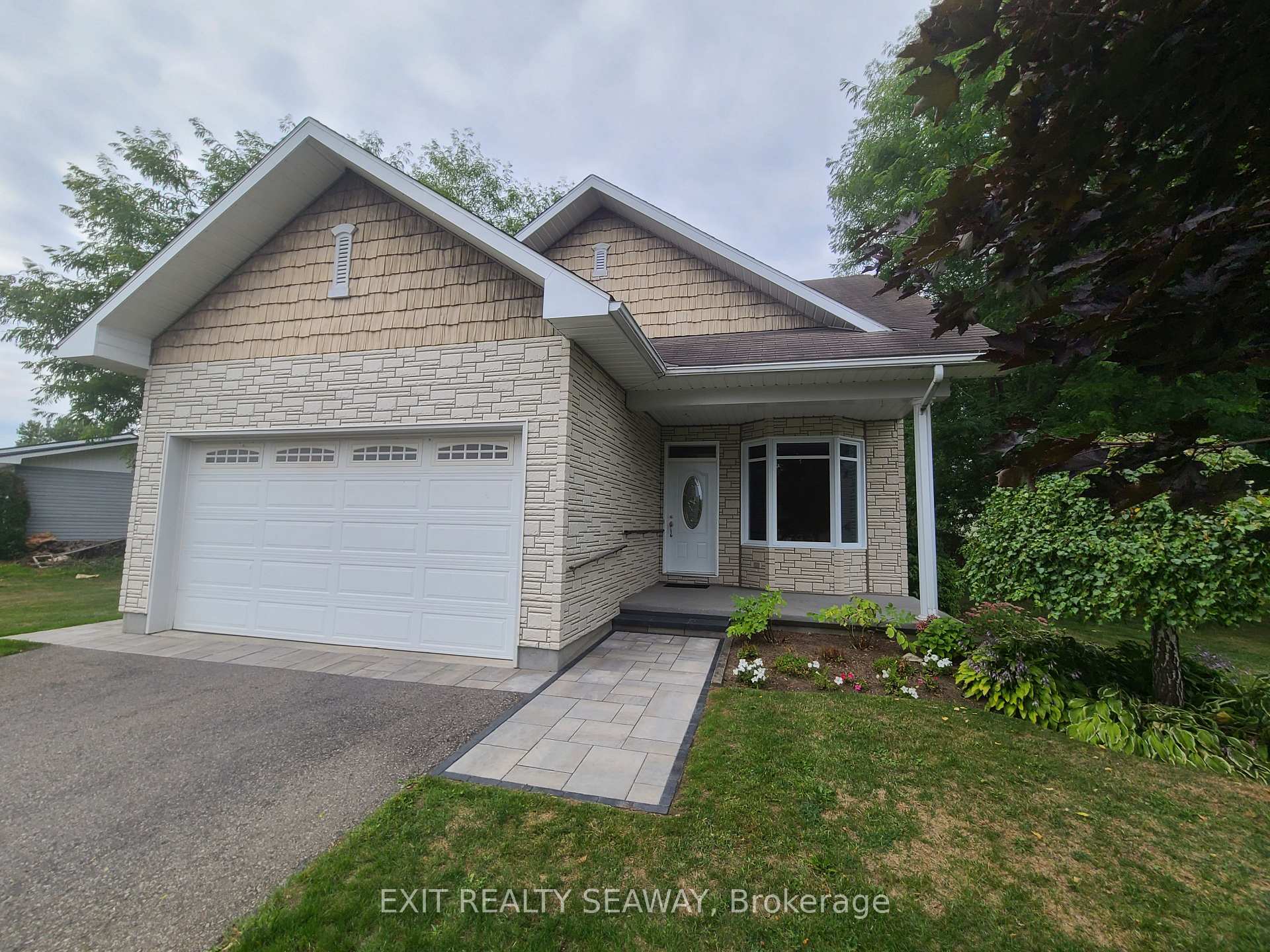 Front of 4294 Schell Street