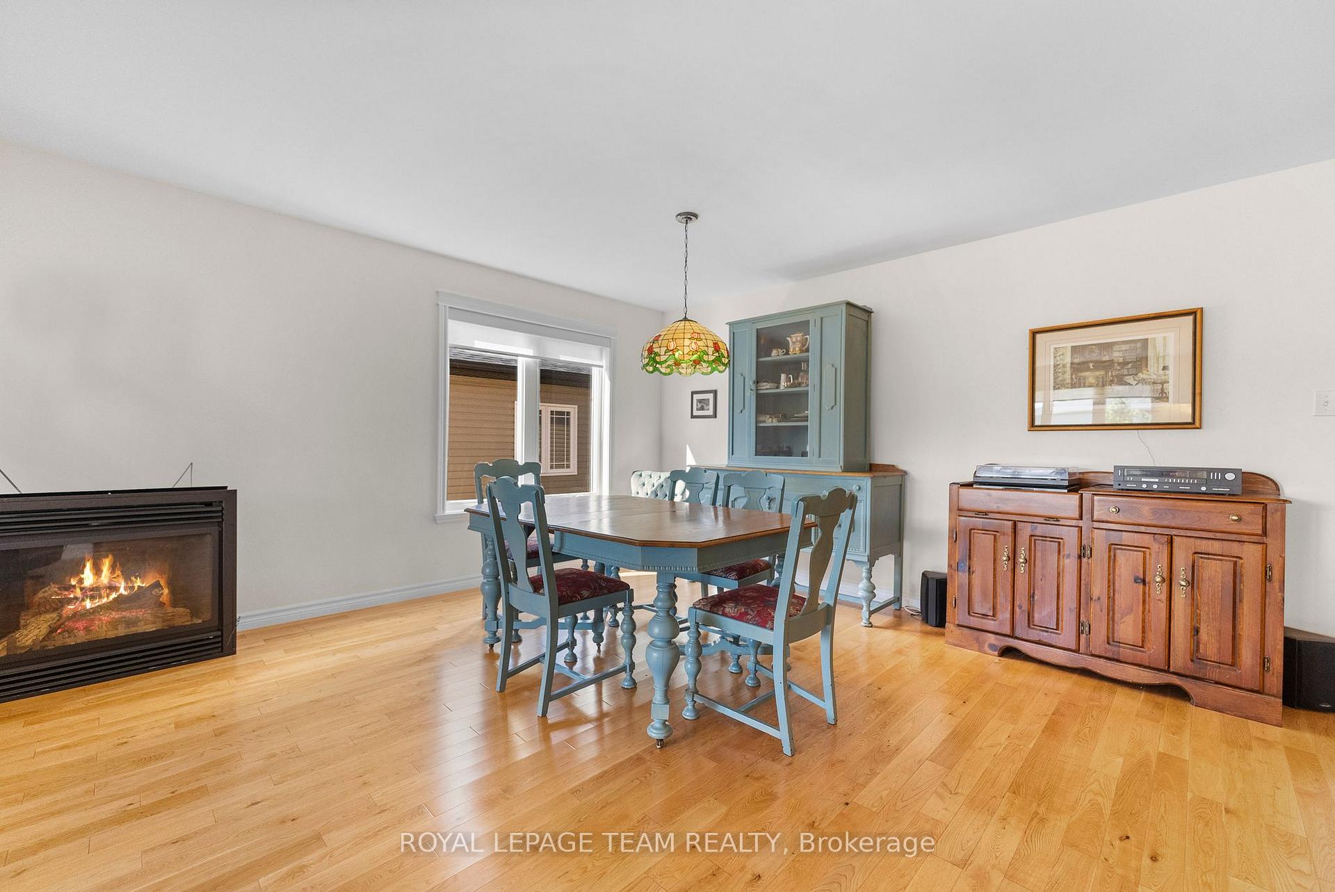 Photo 8 of 121 Otteridge Drive, Renfrew — HOMEH