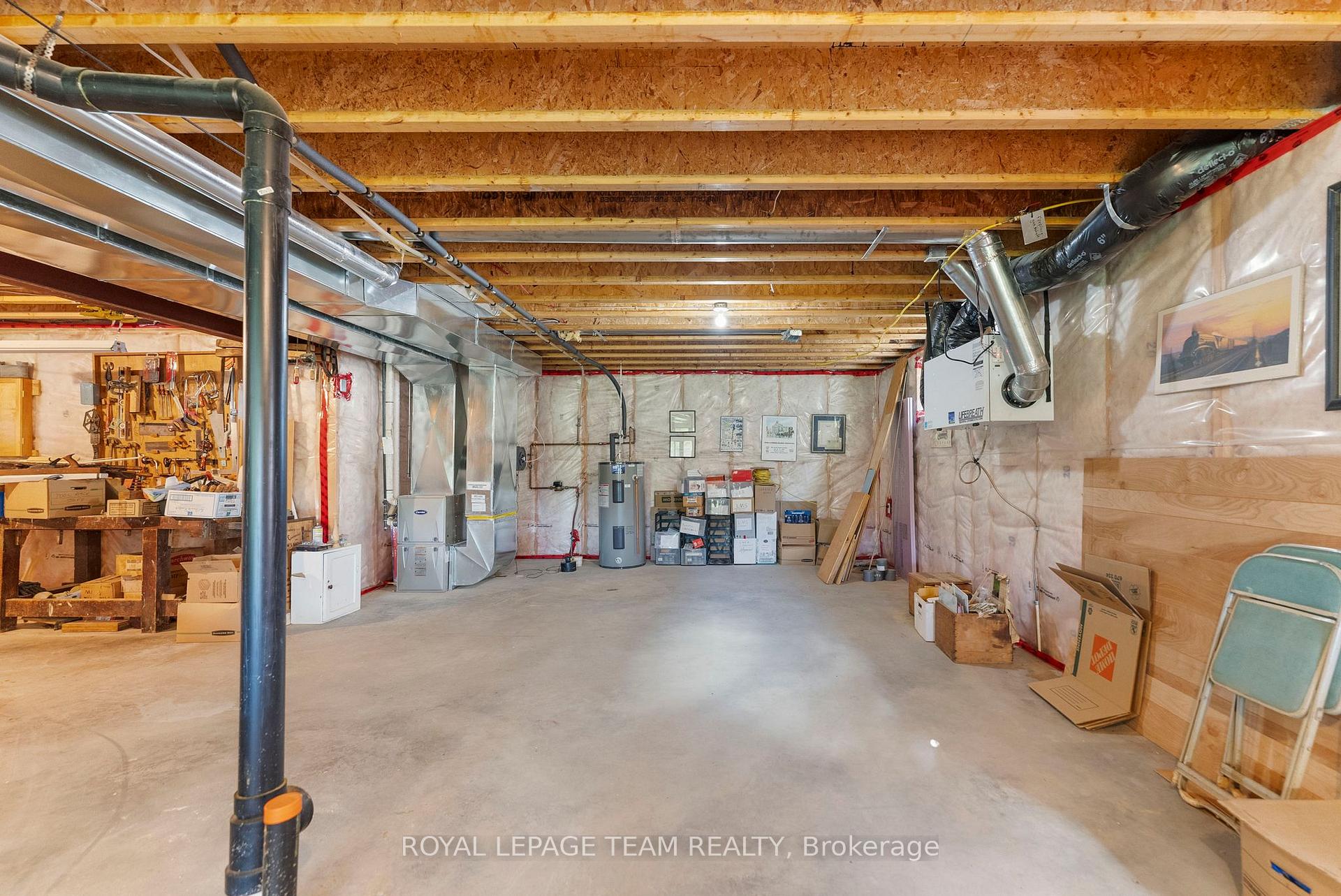 Photo 19 of 121 Otteridge Drive, Renfrew — HOMEH