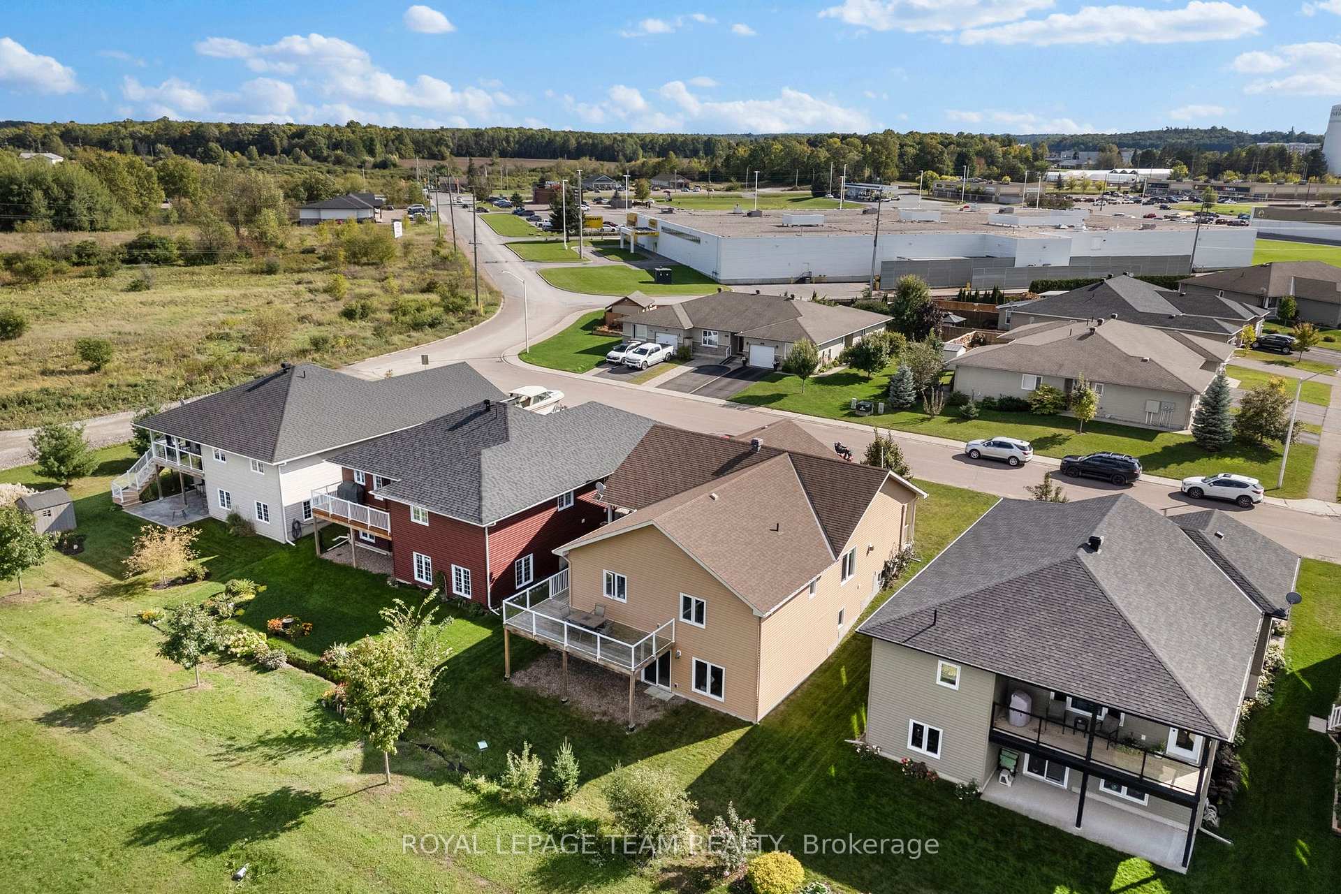 Photo 25 of 121 Otteridge Drive, Renfrew — HOMEH