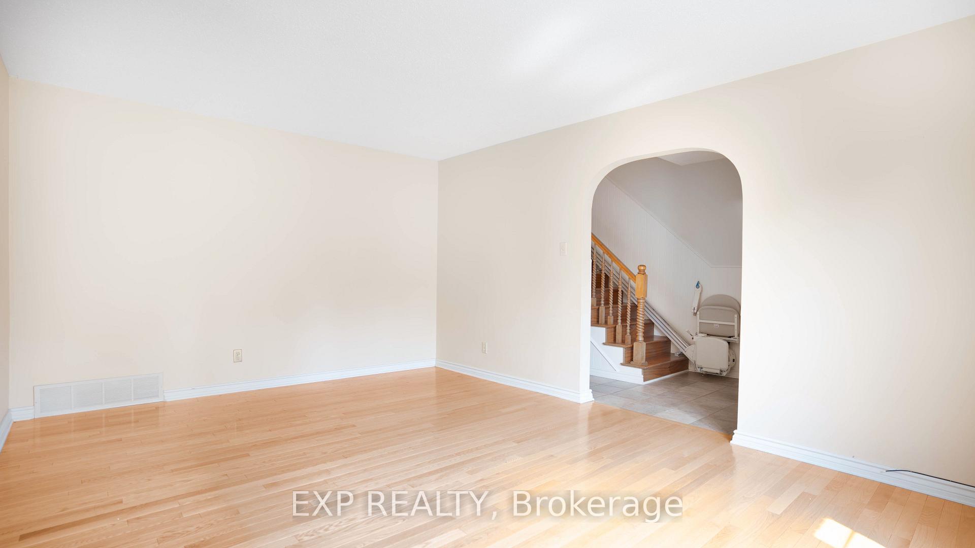Photo 3 of 165 McClellan Road, Ottawa, Sheahan Estates/Trend Village — HOMEH