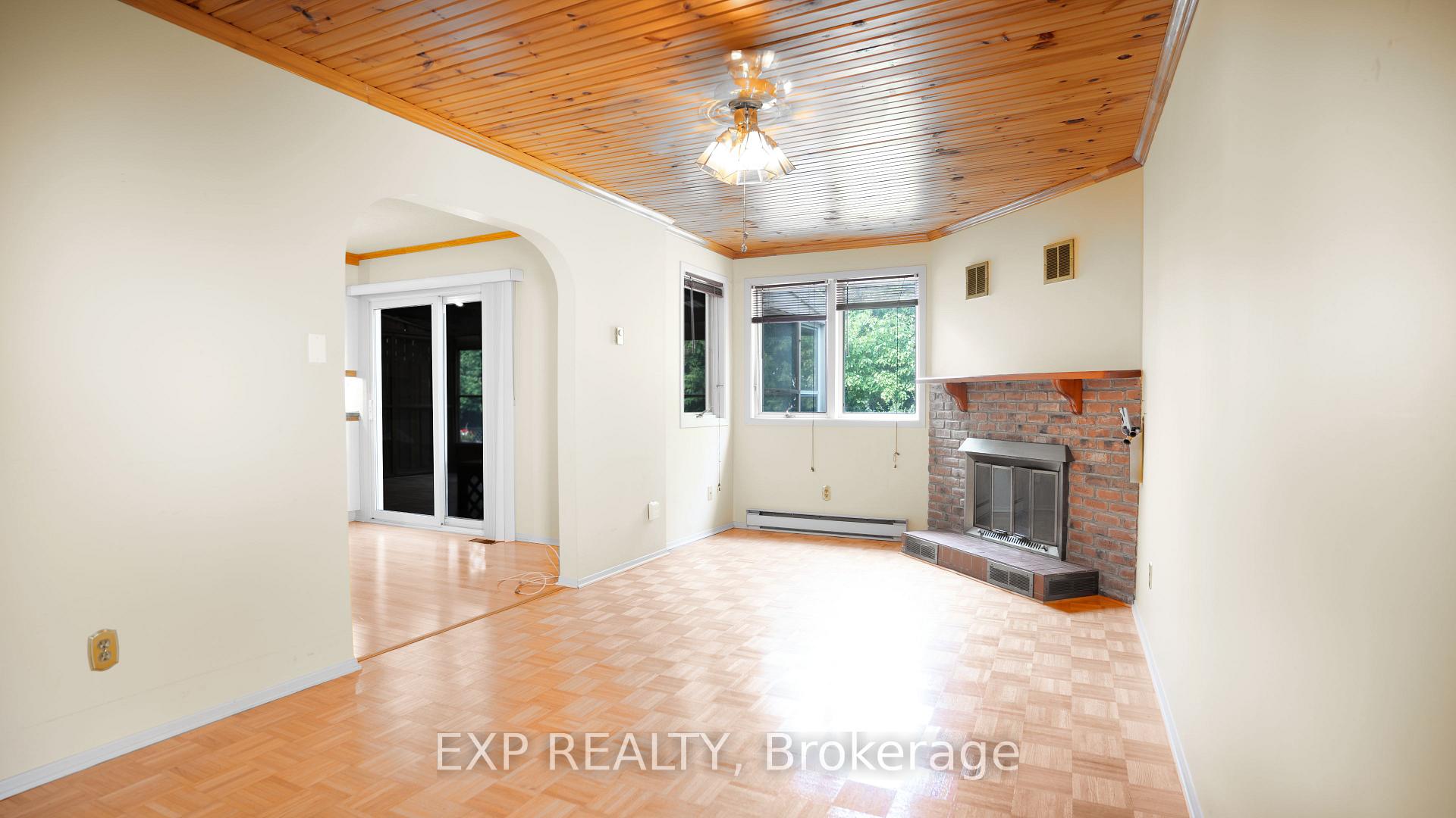 Photo 9 of 165 McClellan Road, Ottawa, Sheahan Estates/Trend Village — HOMEH