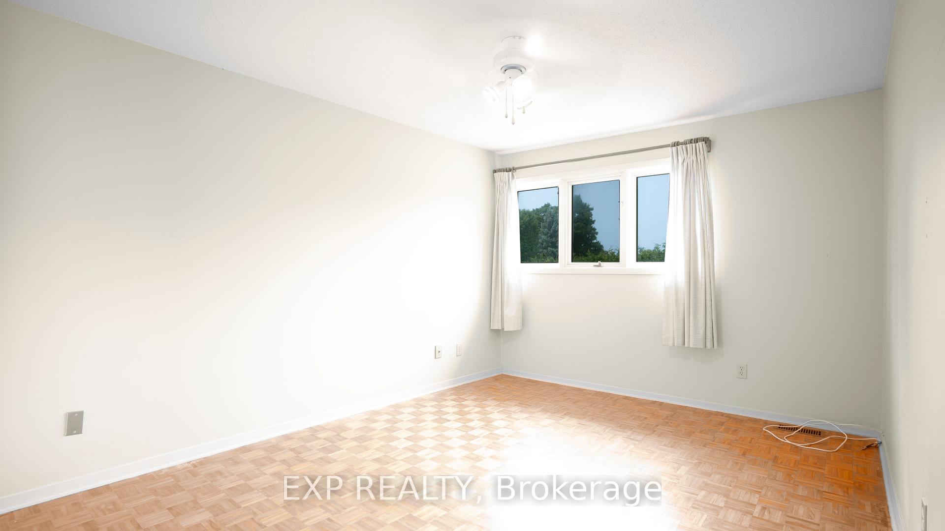 Photo 13 of 165 McClellan Road, Ottawa, Sheahan Estates/Trend Village — HOMEH