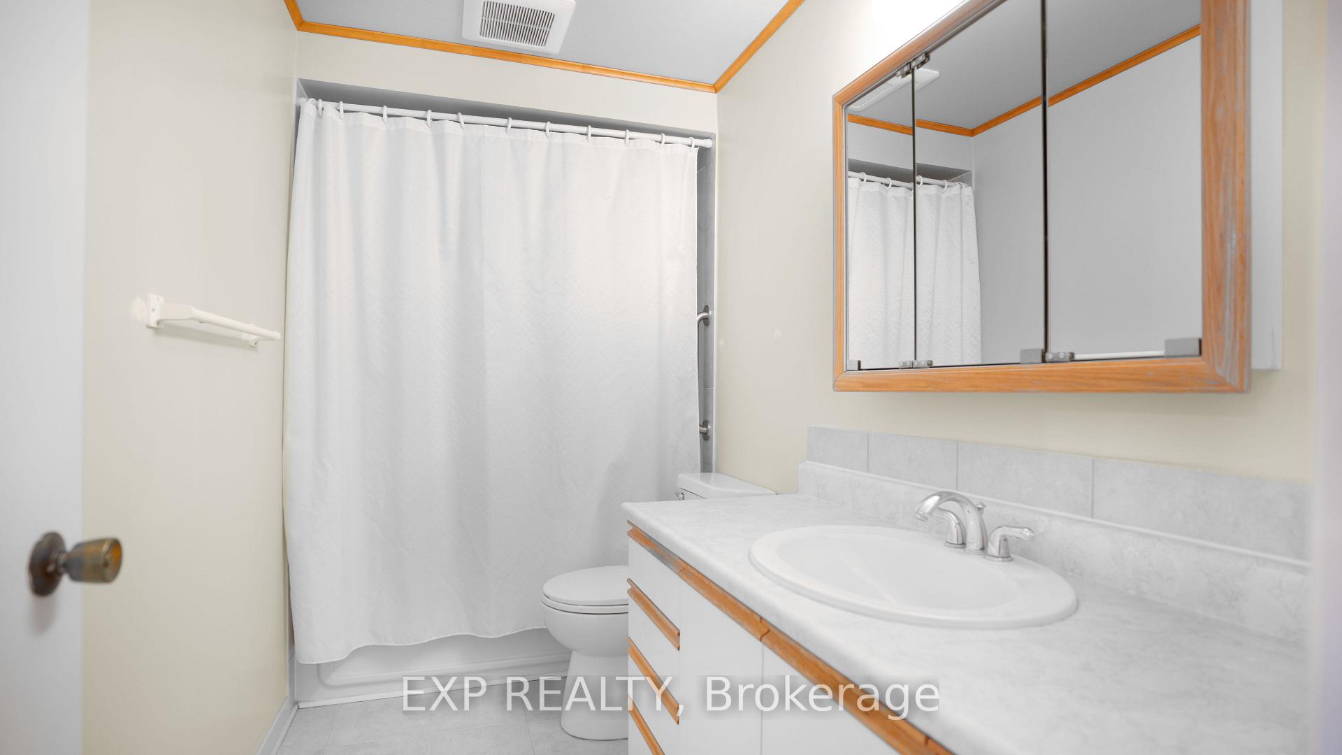 Photo 17 of 165 McClellan Road, Ottawa, Sheahan Estates/Trend Village — HOMEH