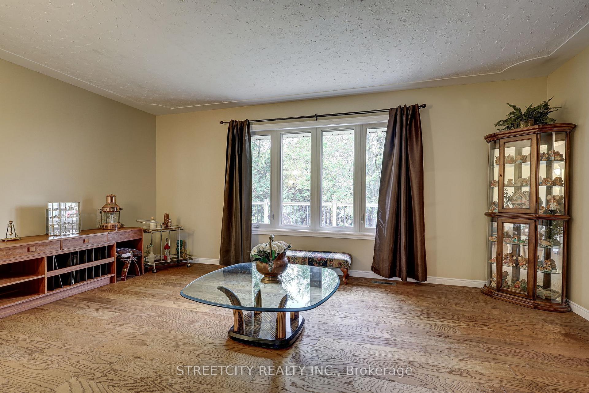 Photo 7 of 37456 Talbotline Line, Southwold, Rural Southwold — HOMEH