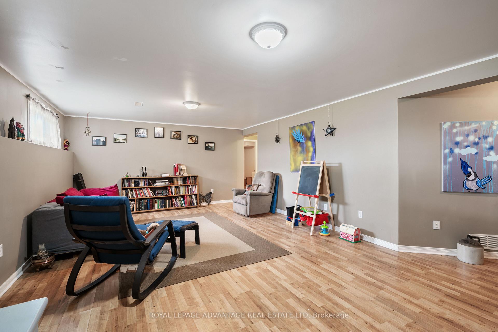 Photo 27 of 264 Glenwood Crescent, Smiths Falls — HOMEH